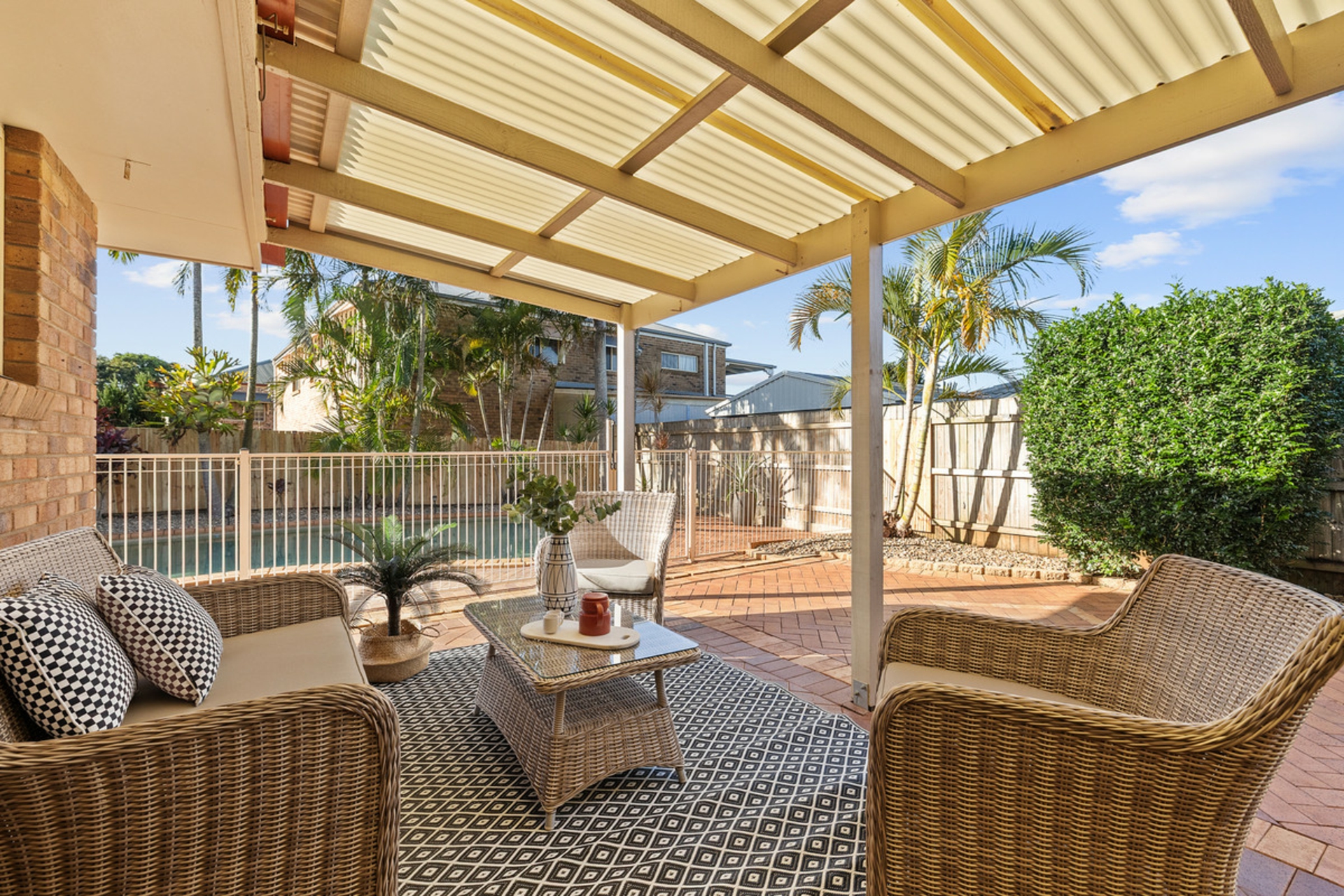 19 Moreton View Parade, REDLAND BAY