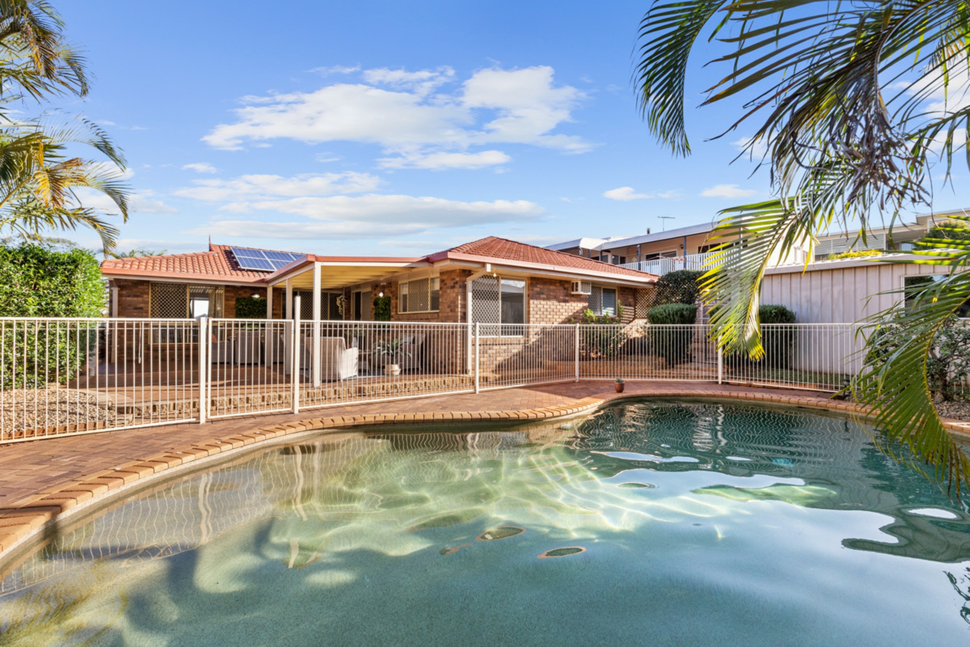 19 Moreton View Parade, REDLAND BAY