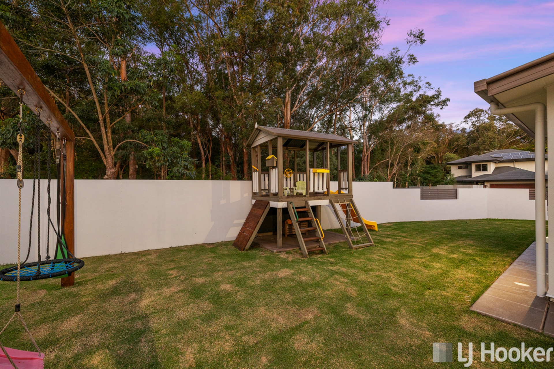 1 Bream Place, REDLAND BAY