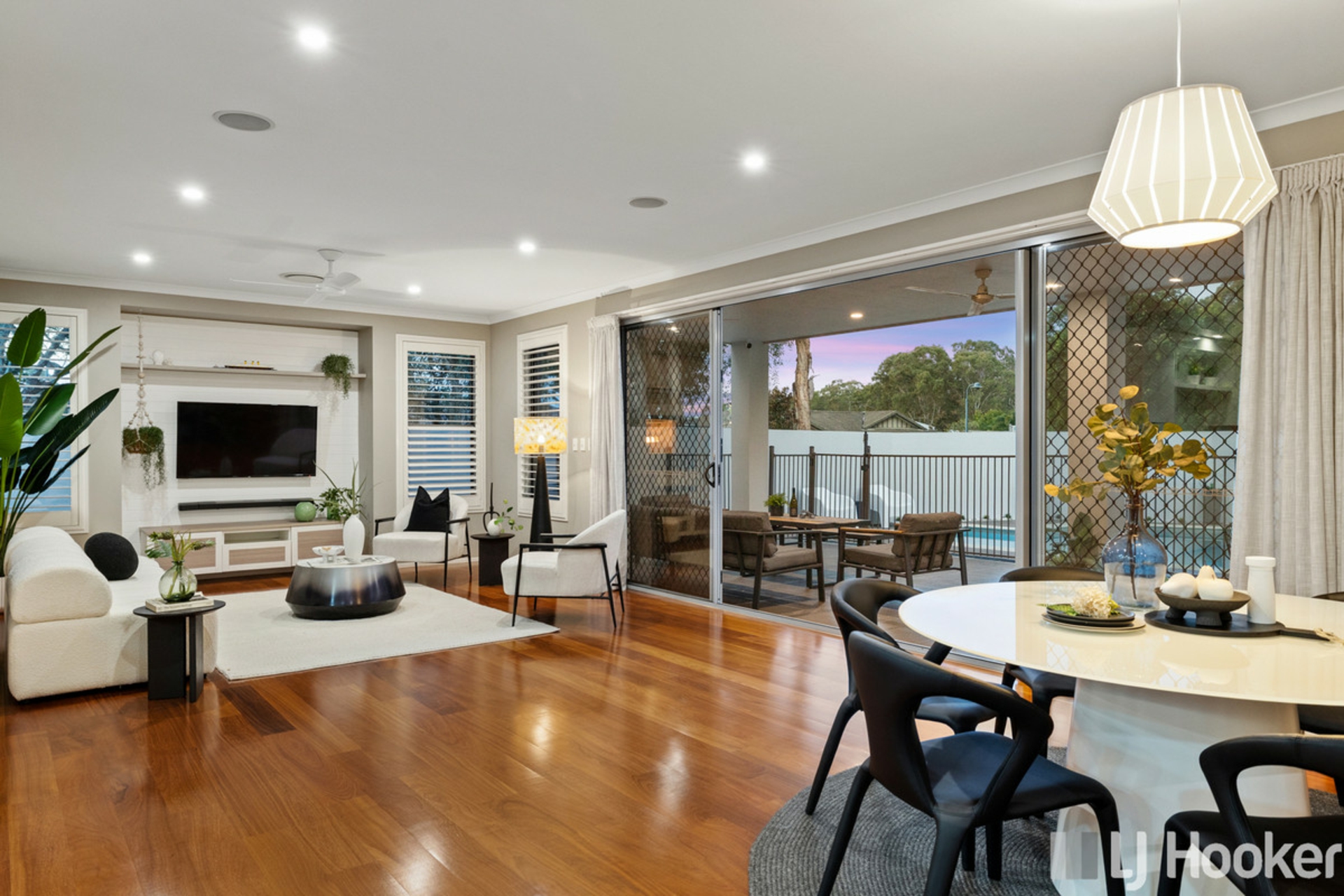 1 Bream Place, REDLAND BAY