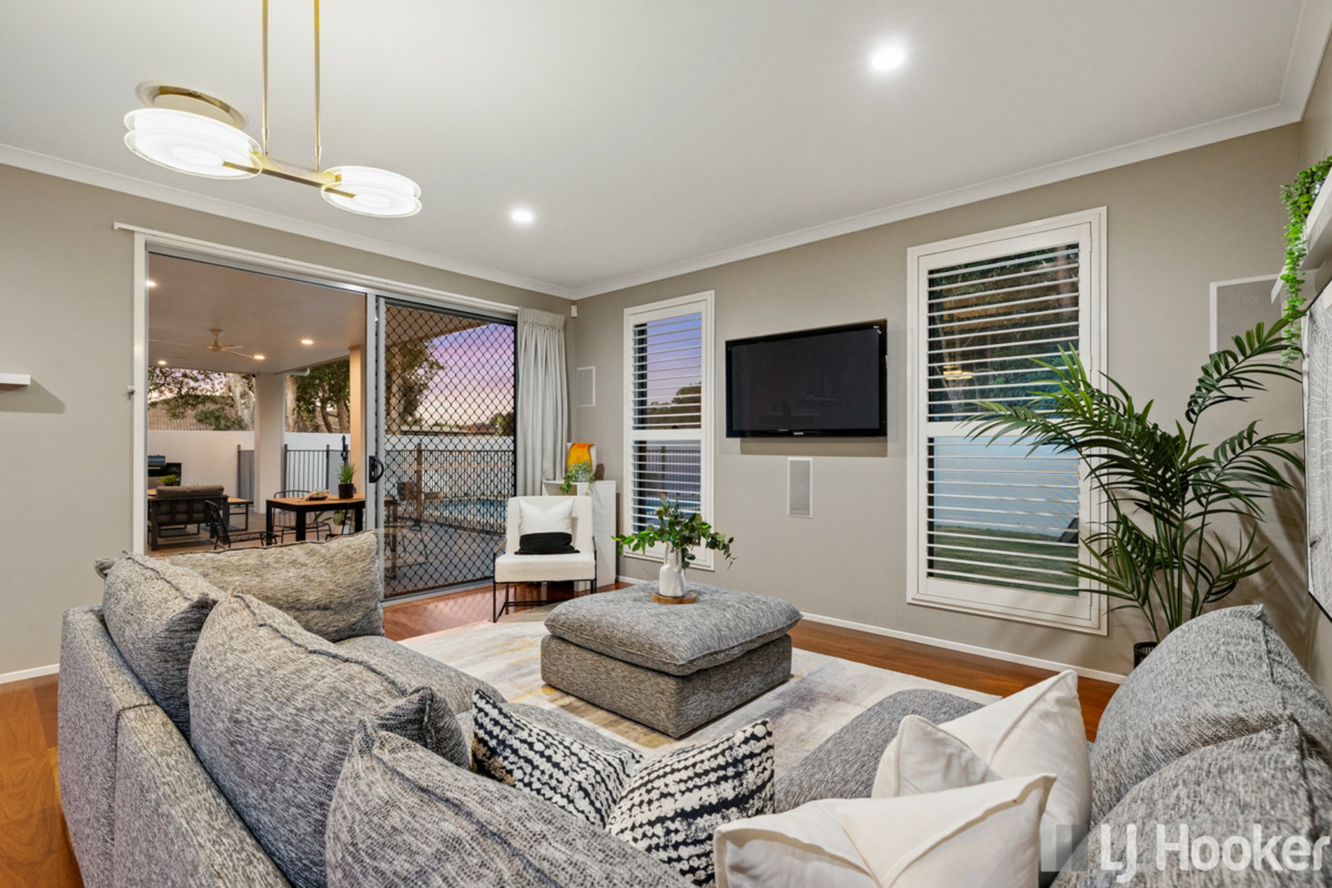 1 Bream Place, REDLAND BAY