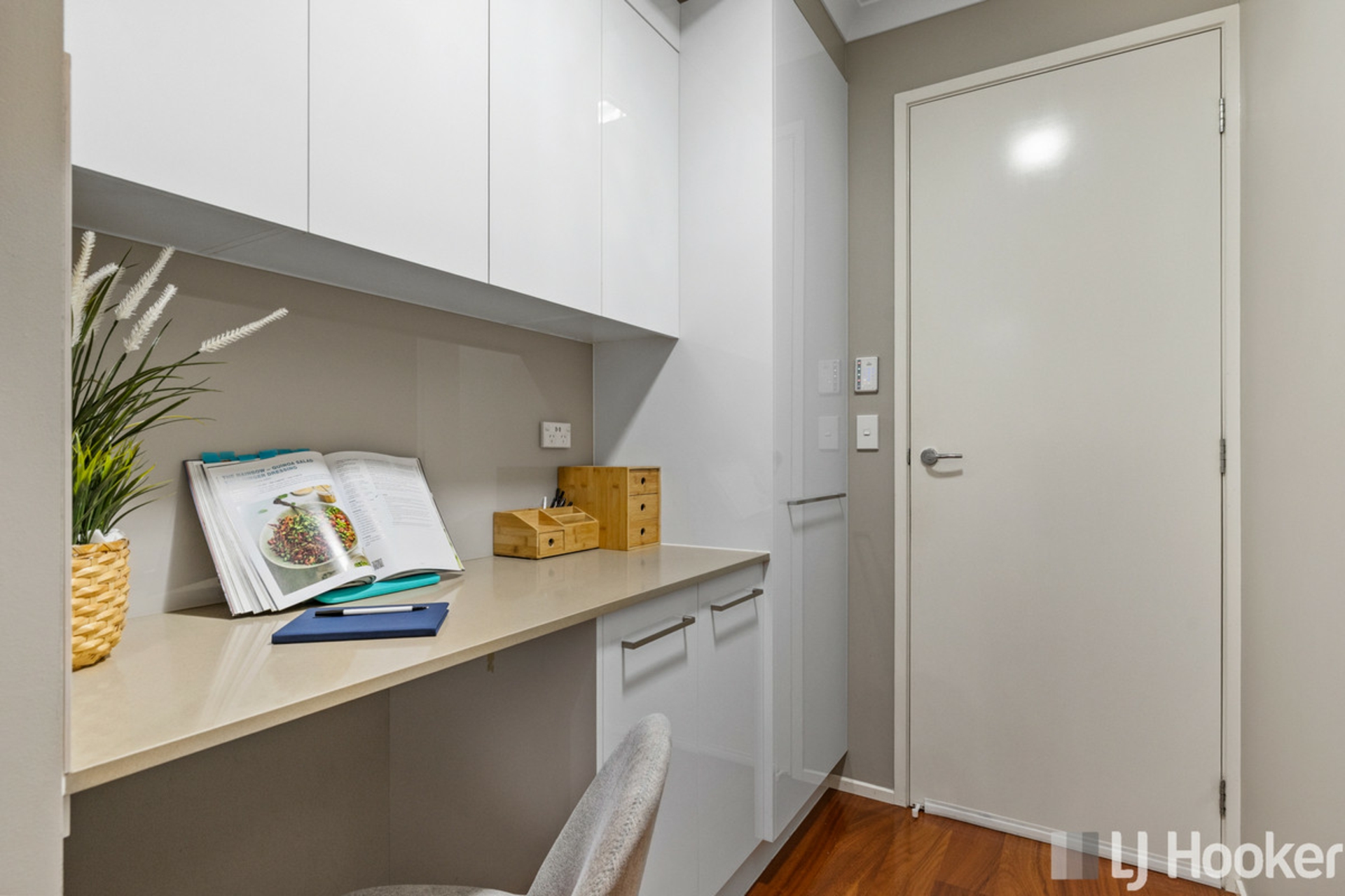 1 Bream Place, REDLAND BAY