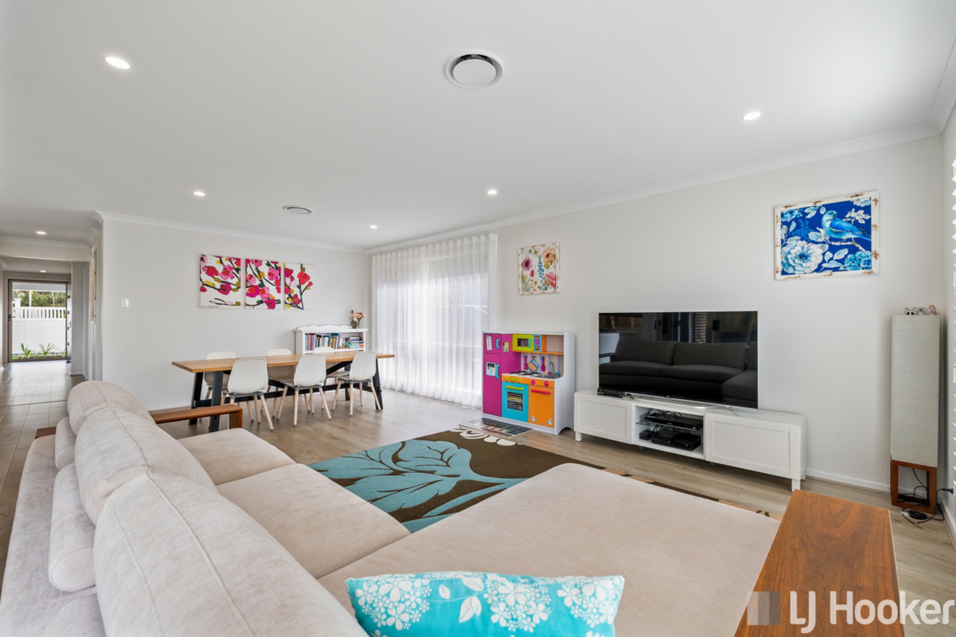 43 Mountain Ash Way, REDLAND BAY