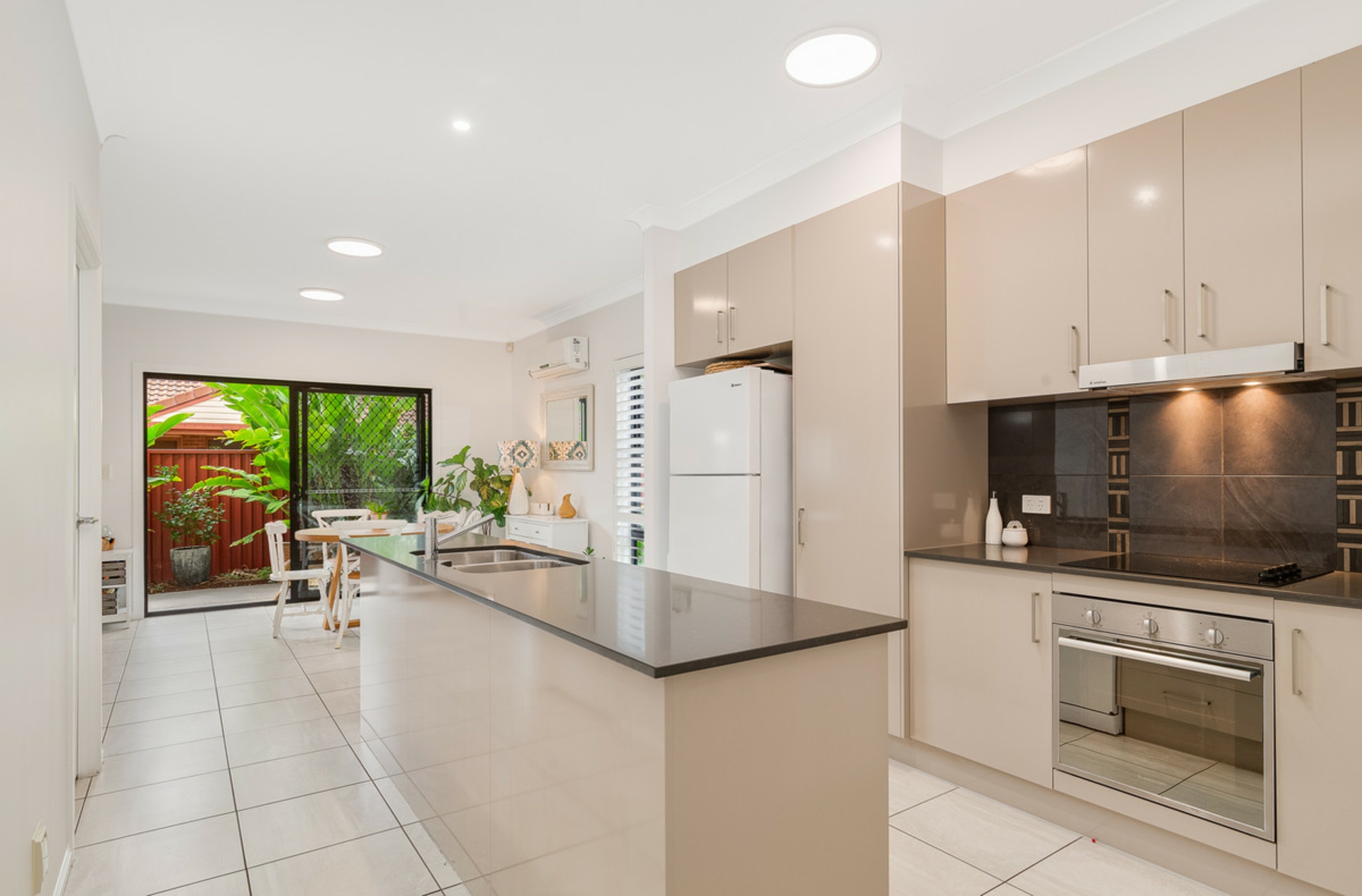 2/9 Homer Street, CLEVELAND