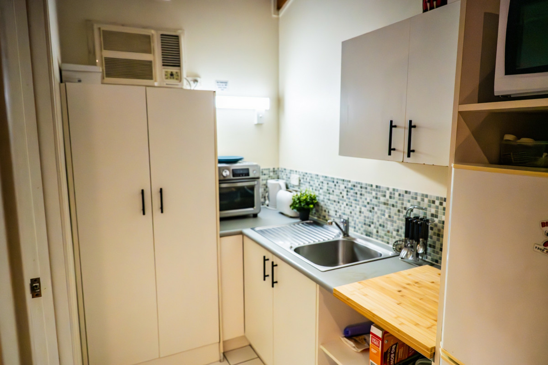 9/158 Greencamp Road, WAKERLEY