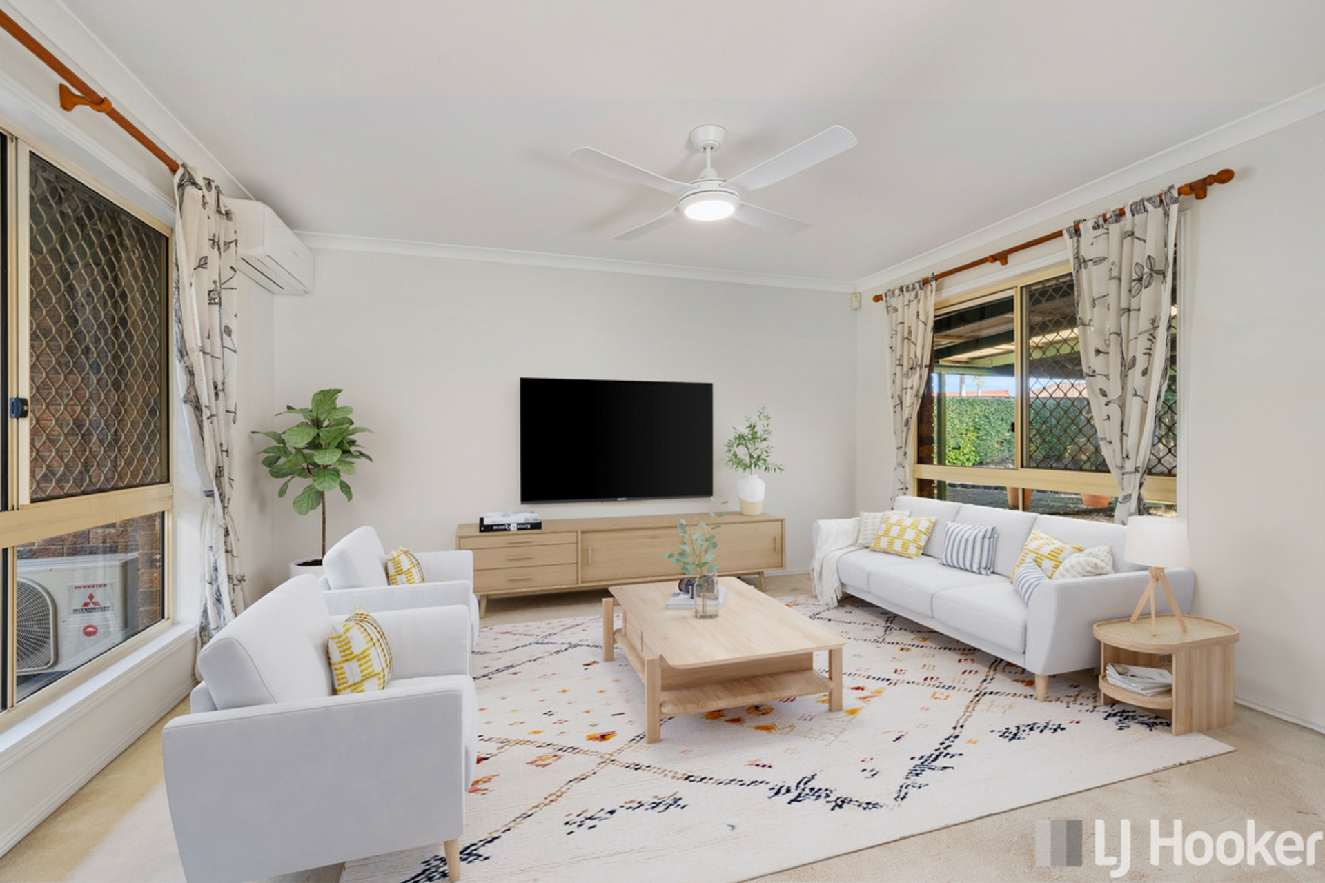2 Gleneagles Court, REDLAND BAY