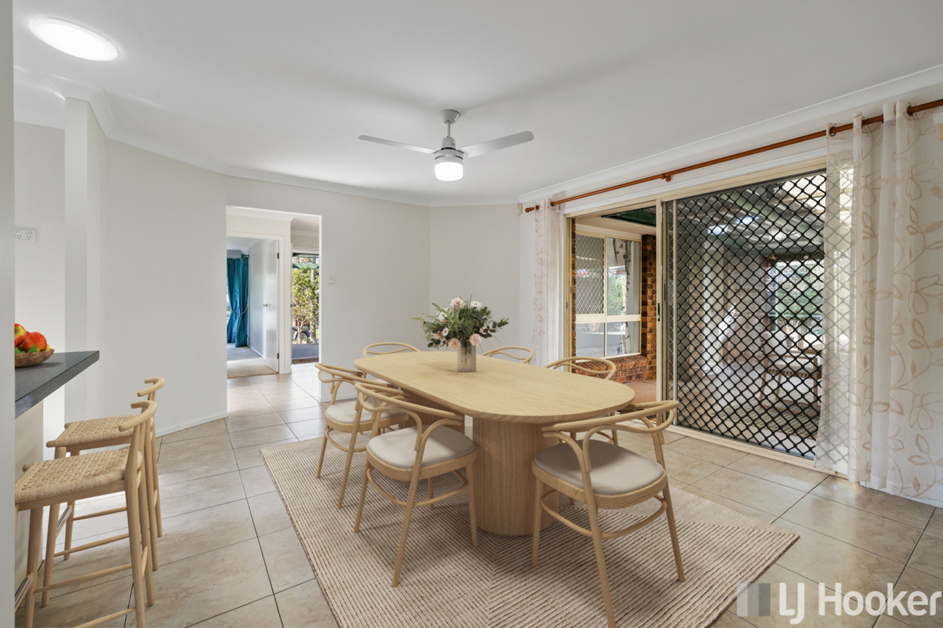 2 Gleneagles Court, REDLAND BAY