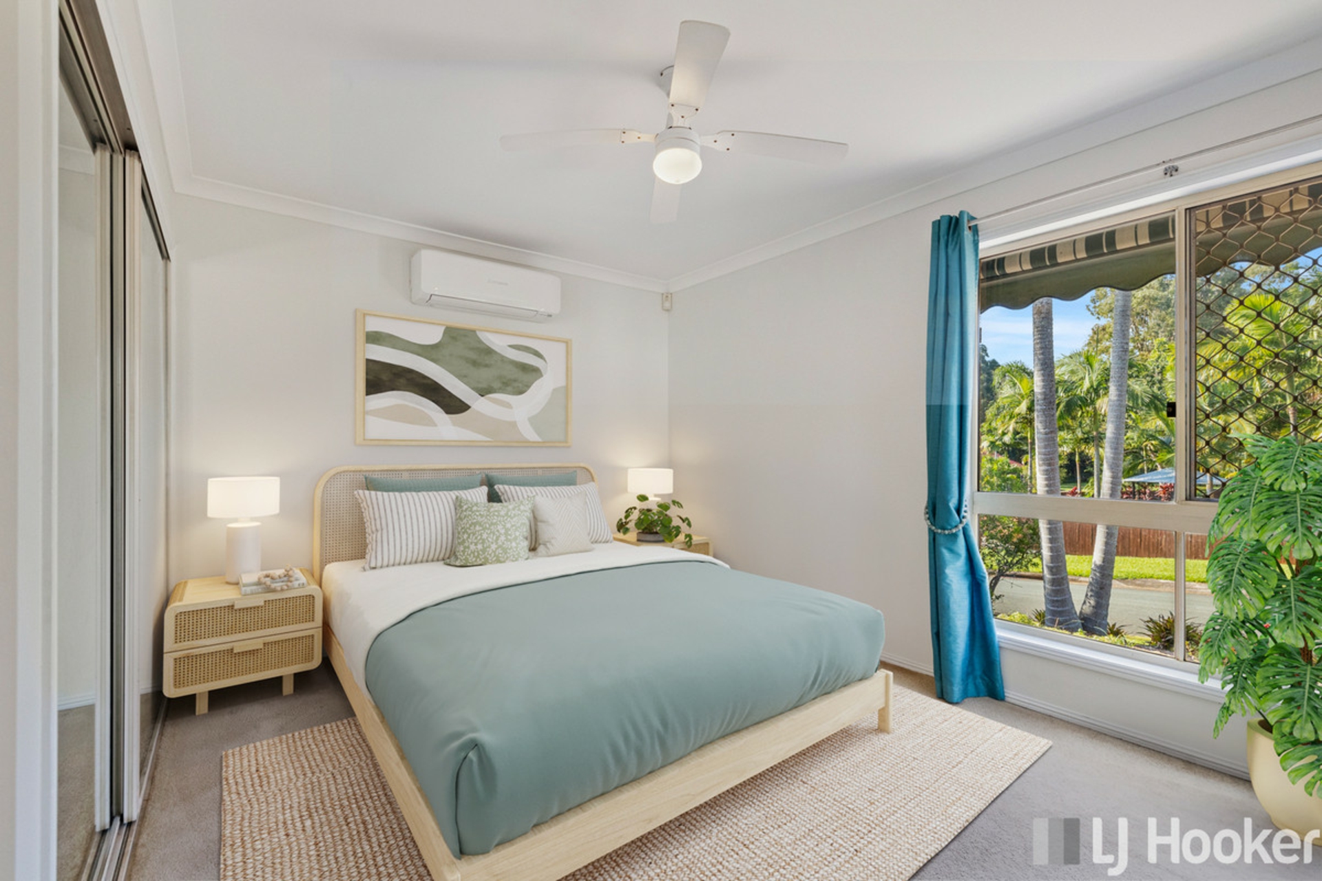 2 Gleneagles Court, REDLAND BAY