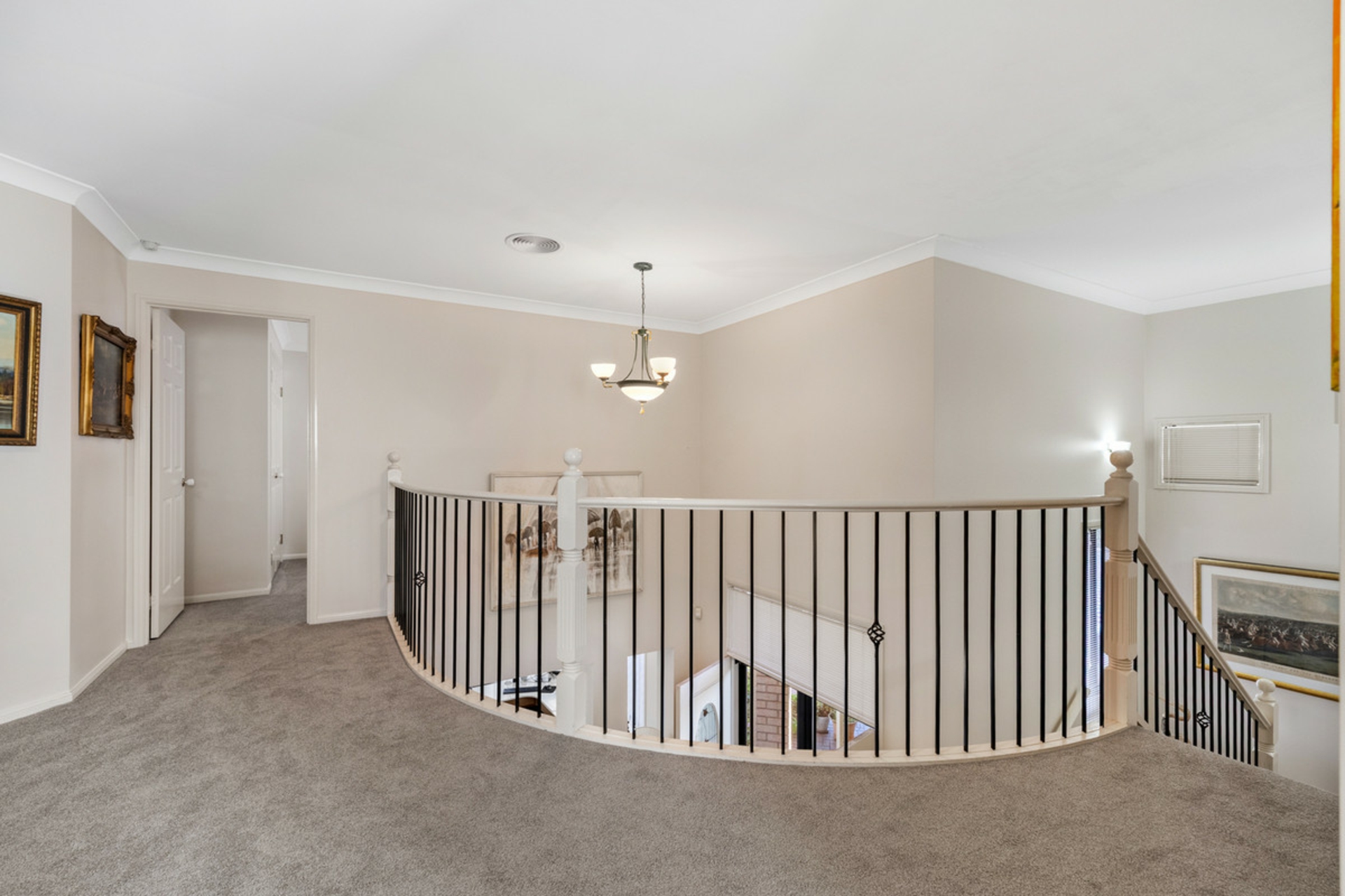 22 Cliftonville Place, REDLAND BAY
