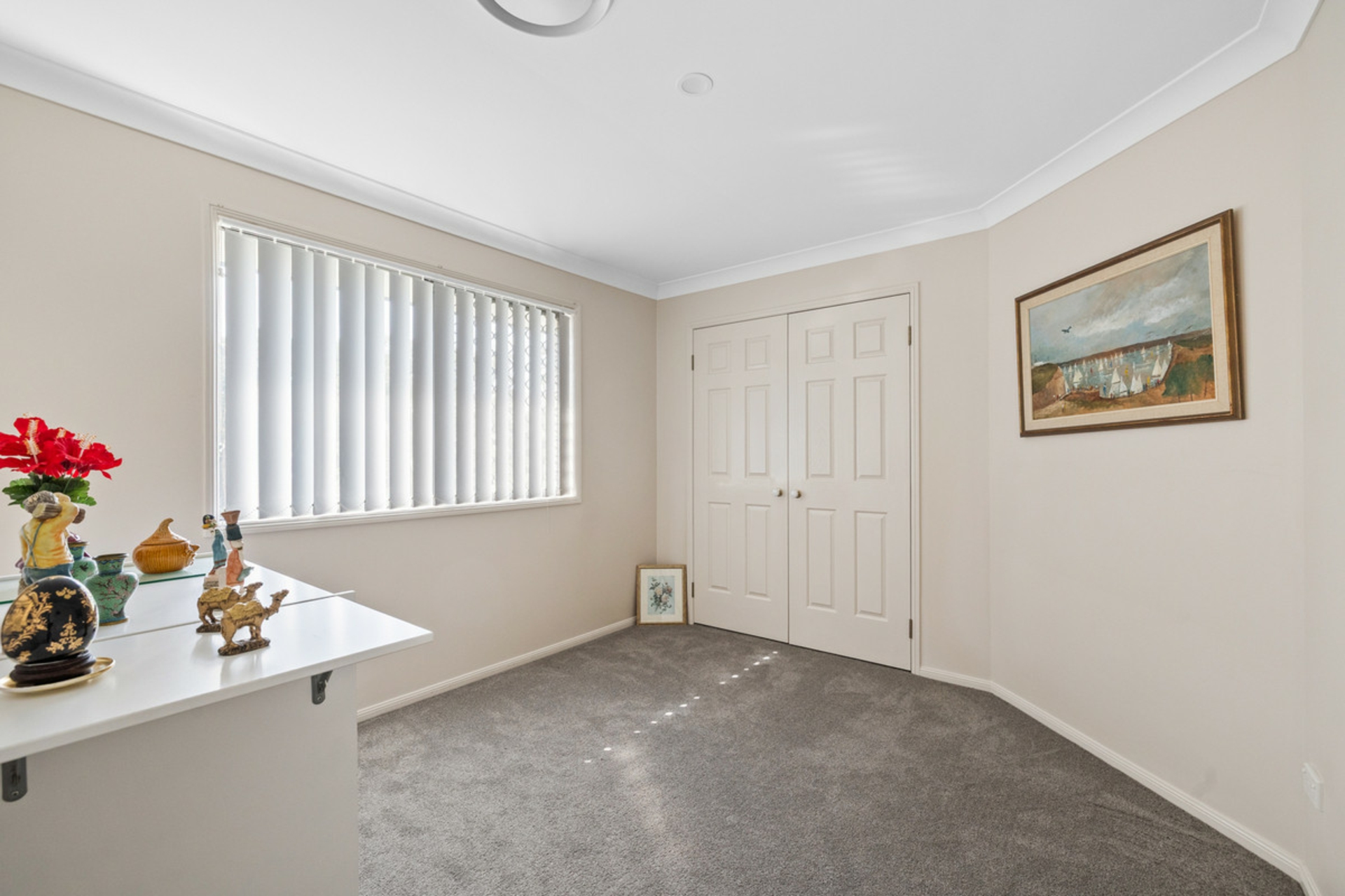 22 Cliftonville Place, REDLAND BAY