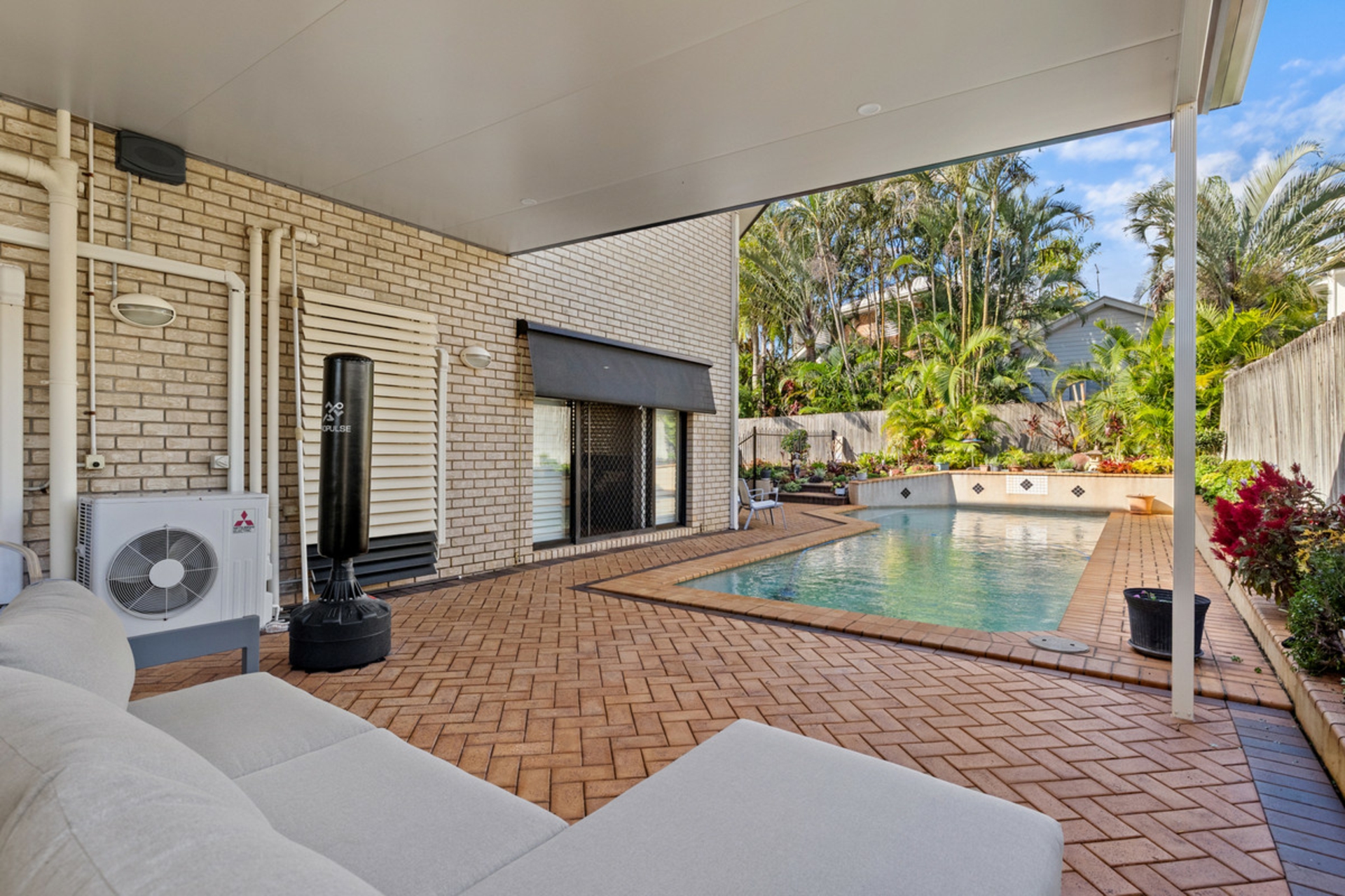 22 Cliftonville Place, REDLAND BAY