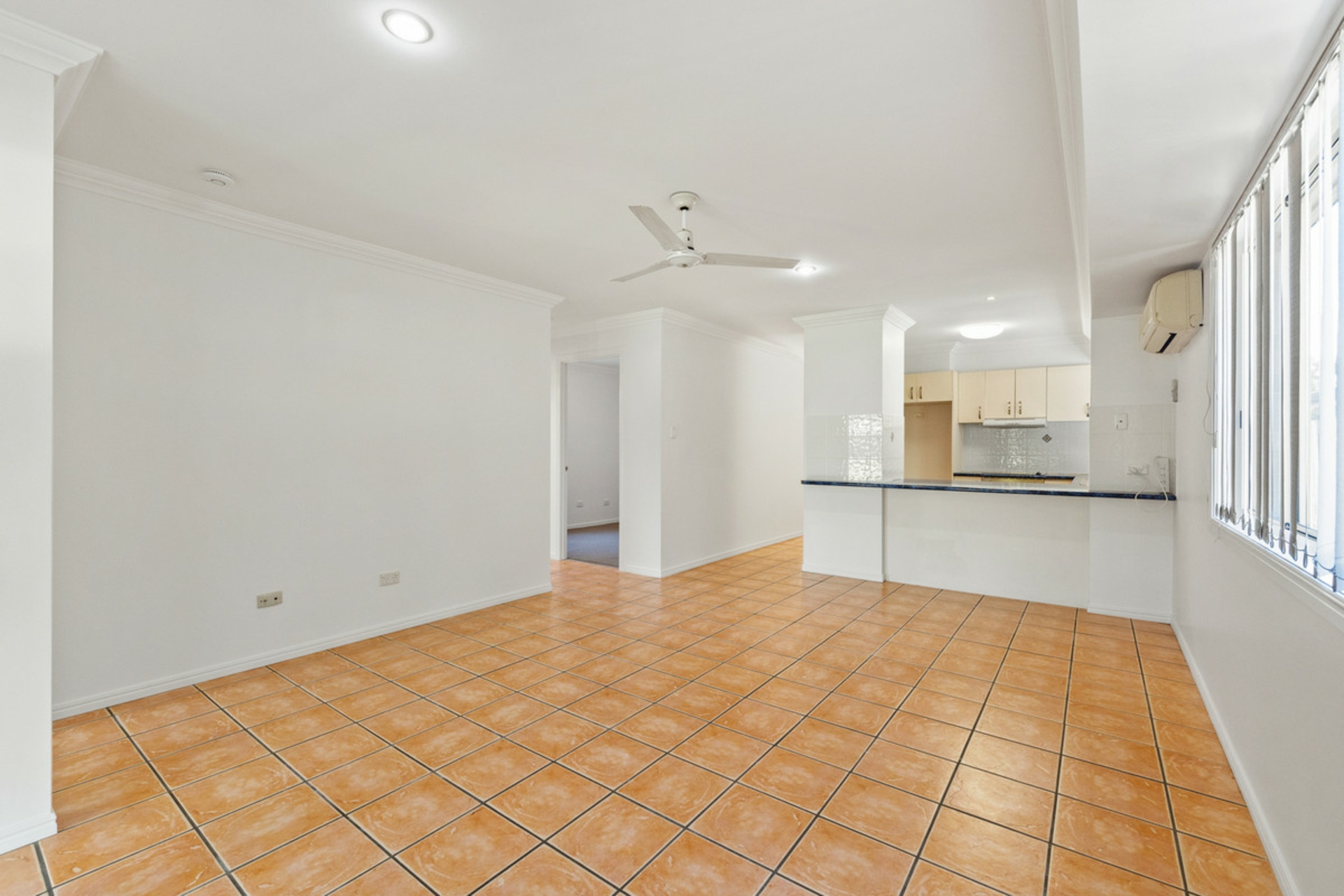 1/41 Wren Court, BIRKDALE