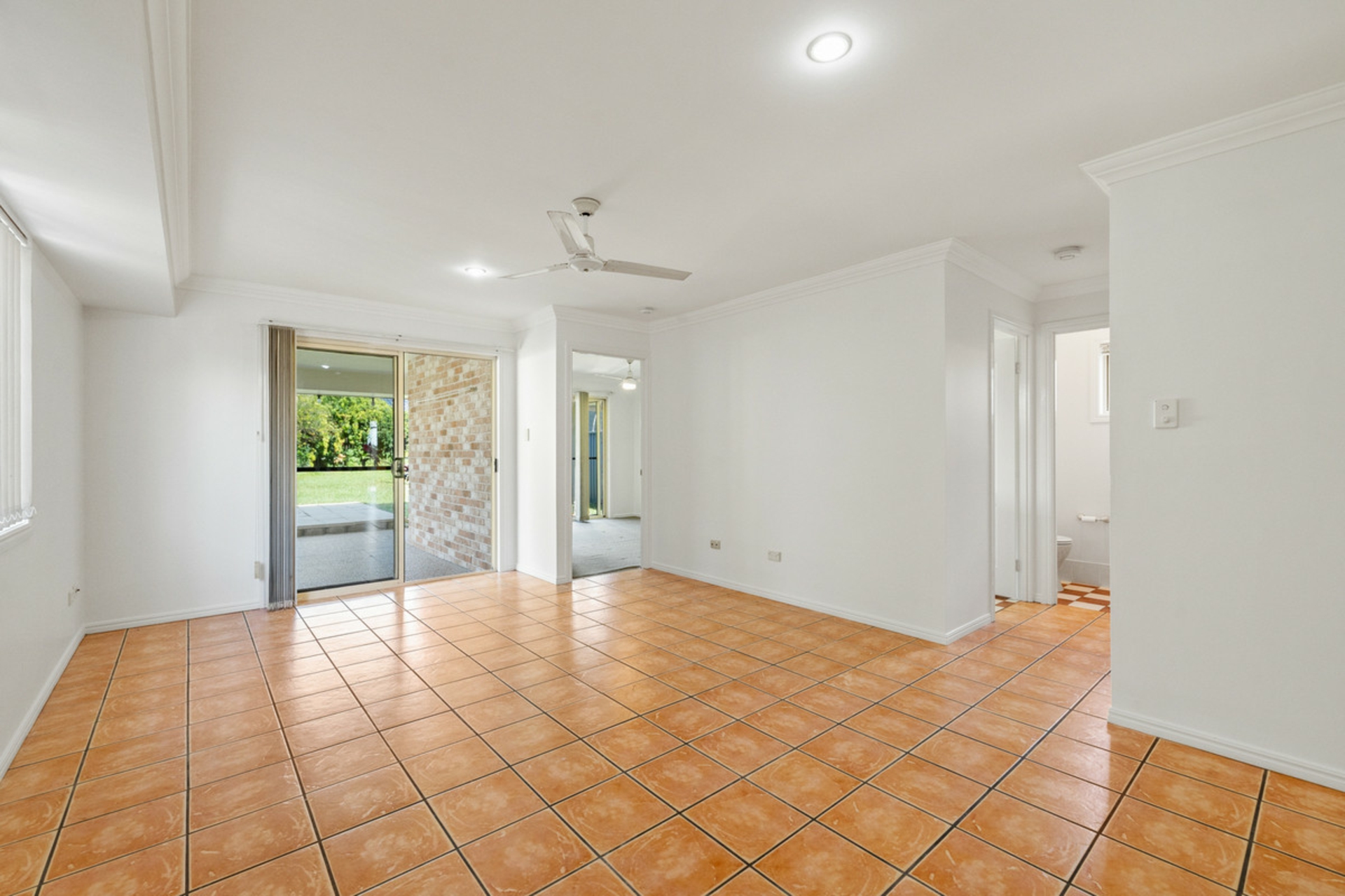 1/41 Wren Court, BIRKDALE