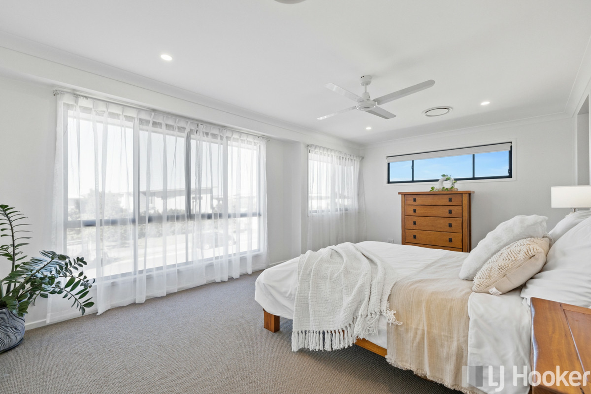31 Highgrove Street, THORNLANDS