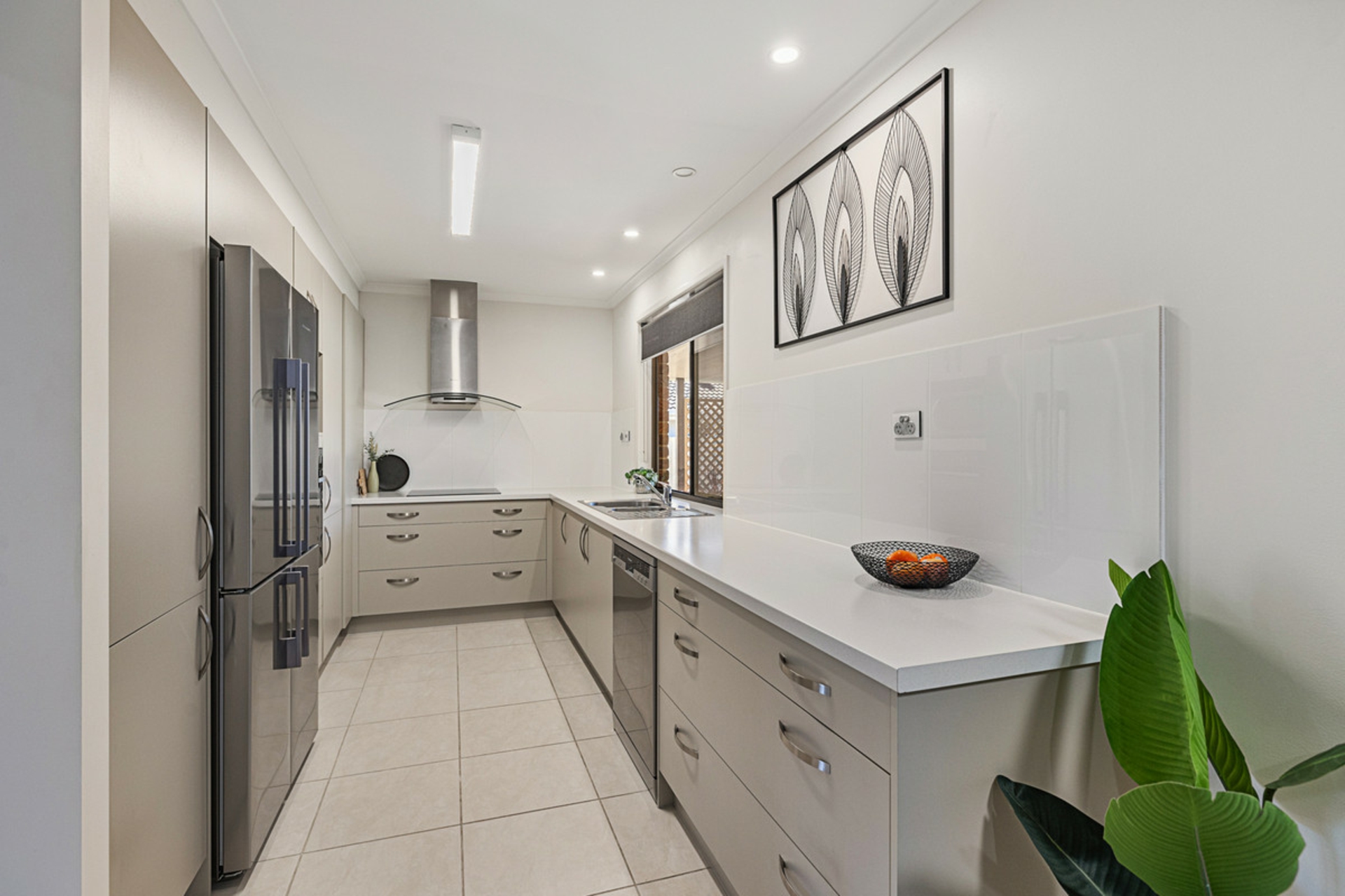 55 Agnes Street, BIRKDALE
