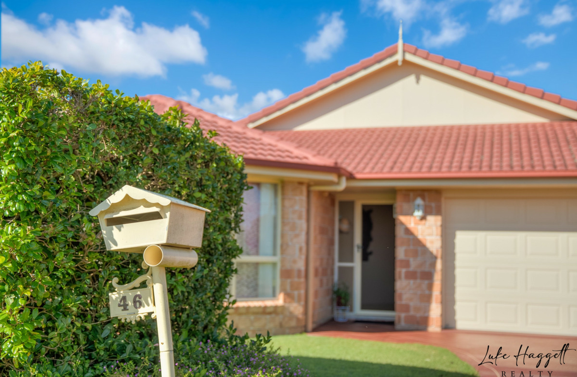 46 Clive Road, BIRKDALE