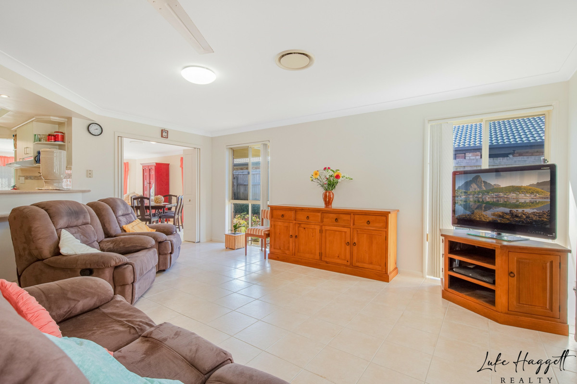 46 Clive Road, BIRKDALE