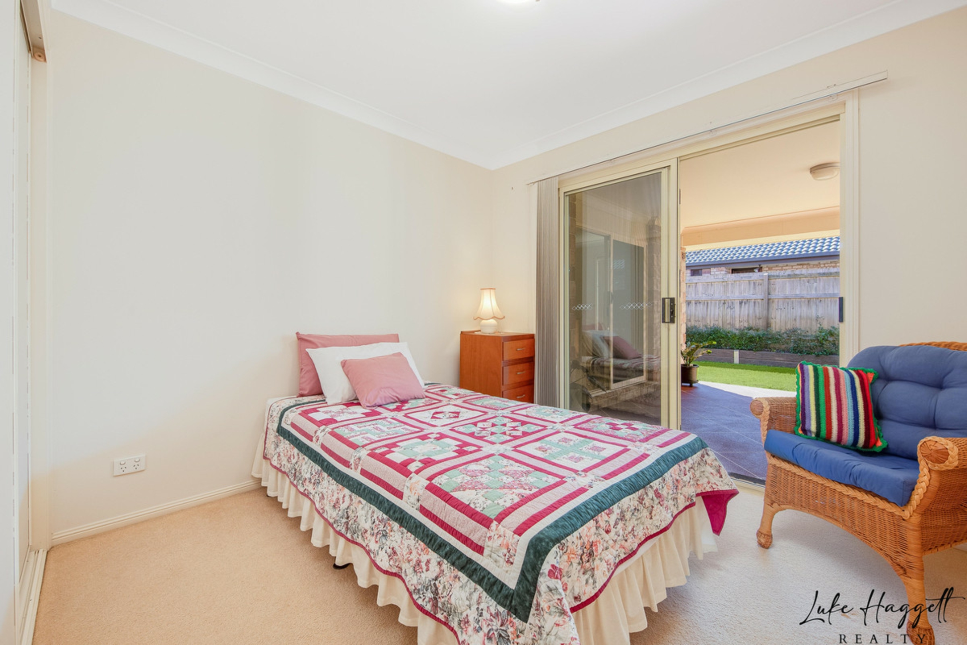 46 Clive Road, BIRKDALE