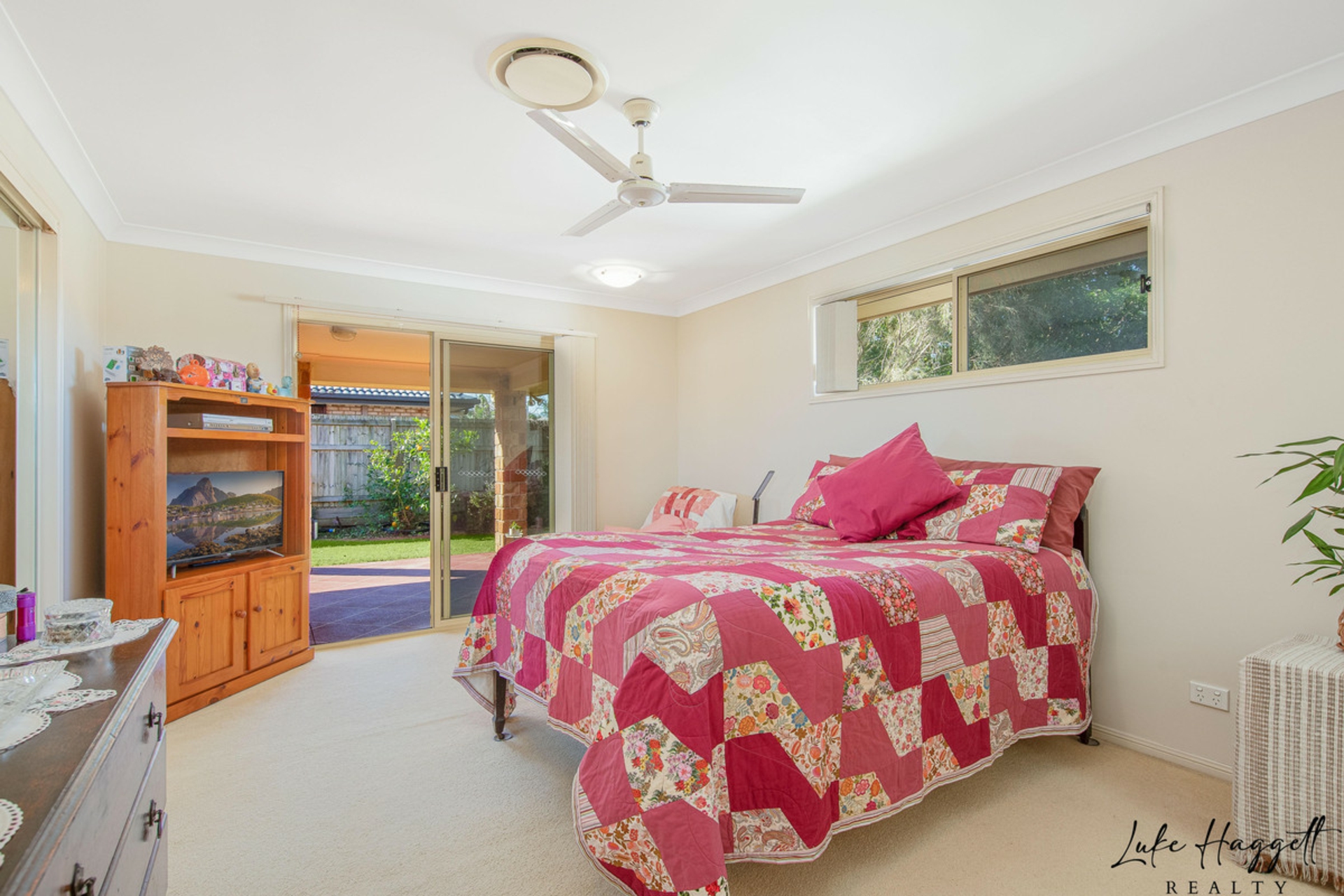 46 Clive Road, BIRKDALE