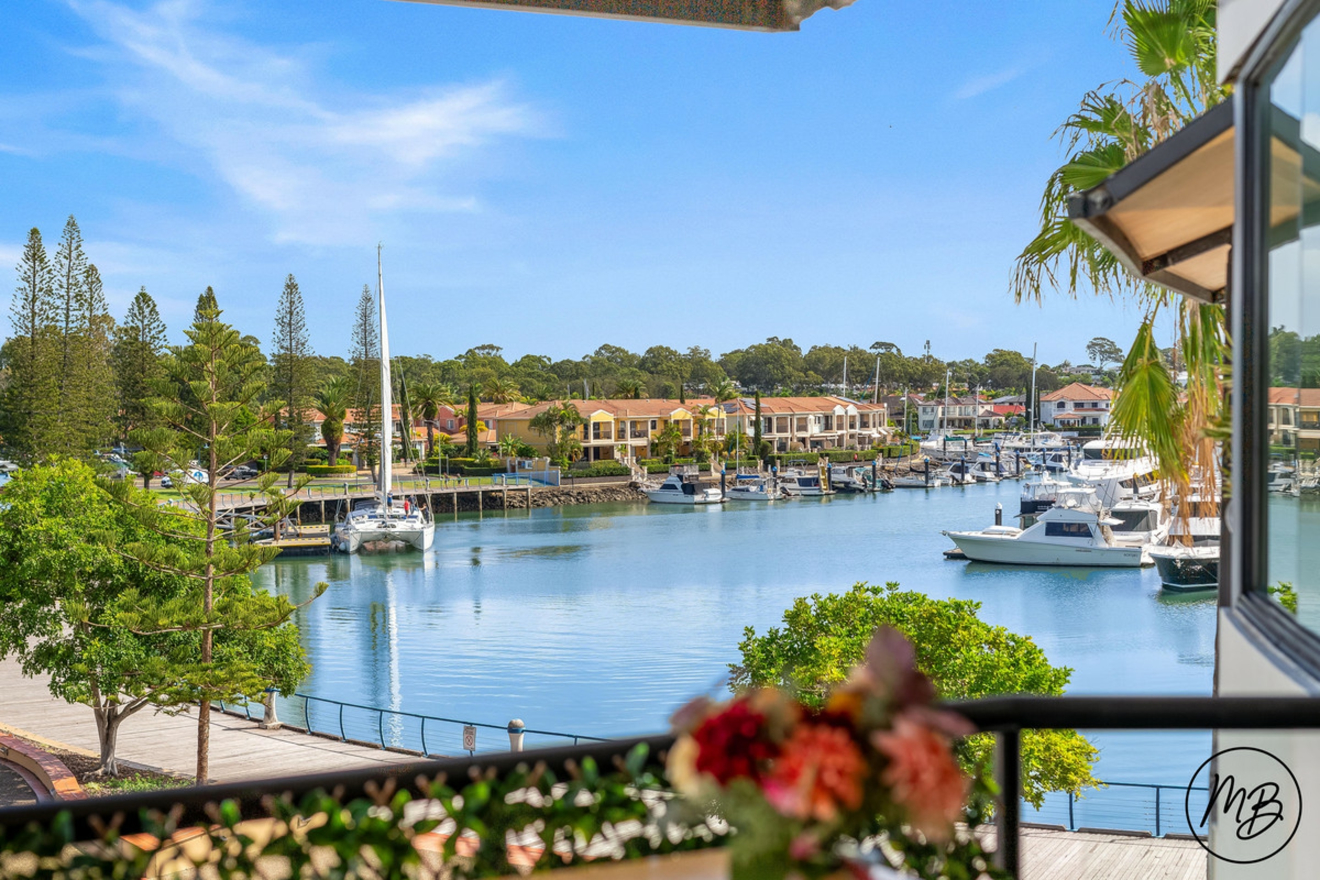 17/2-10 Masthead Drive — photo from LJ Hooker Property Centre