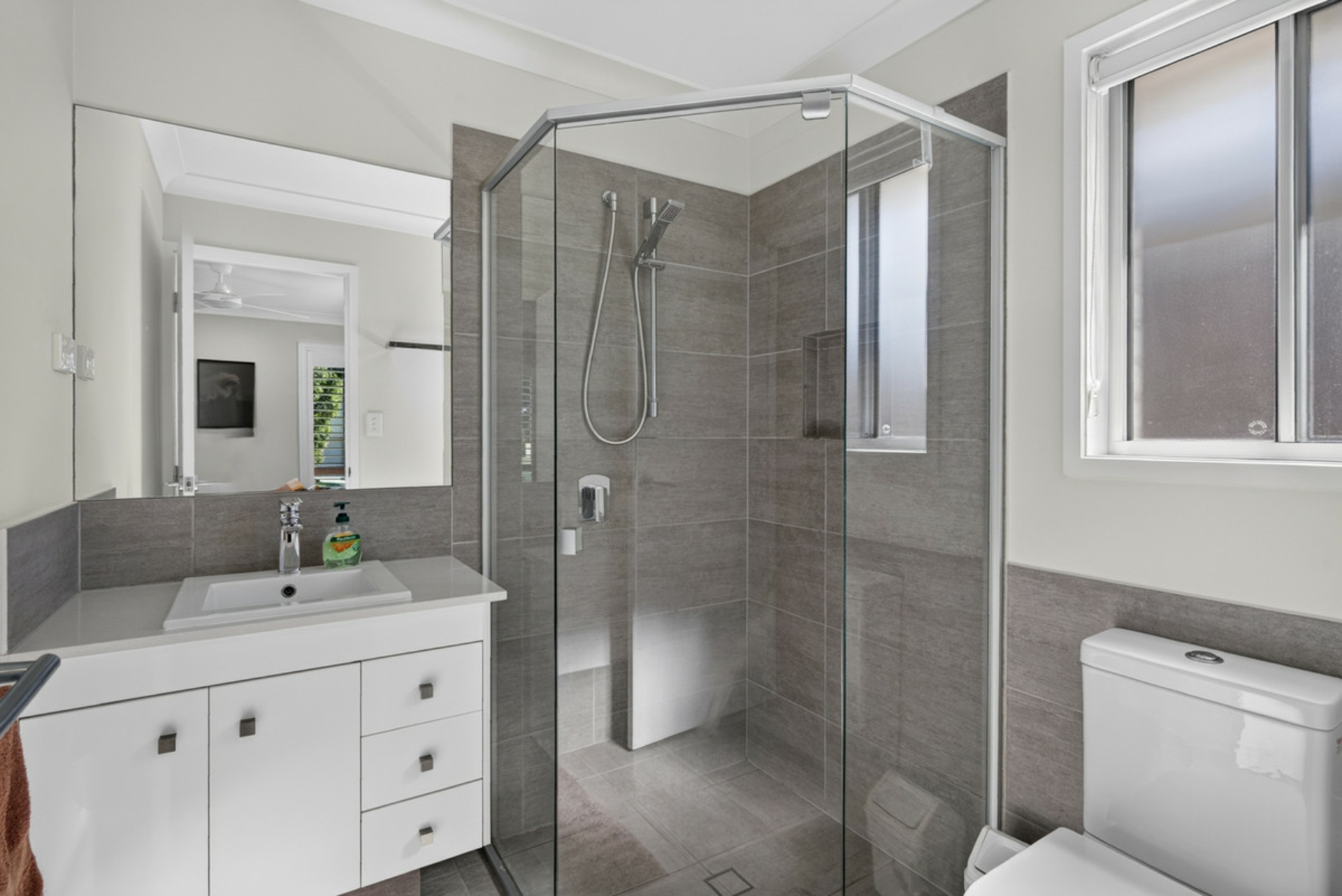 145 Main Street — photo 10 of 15