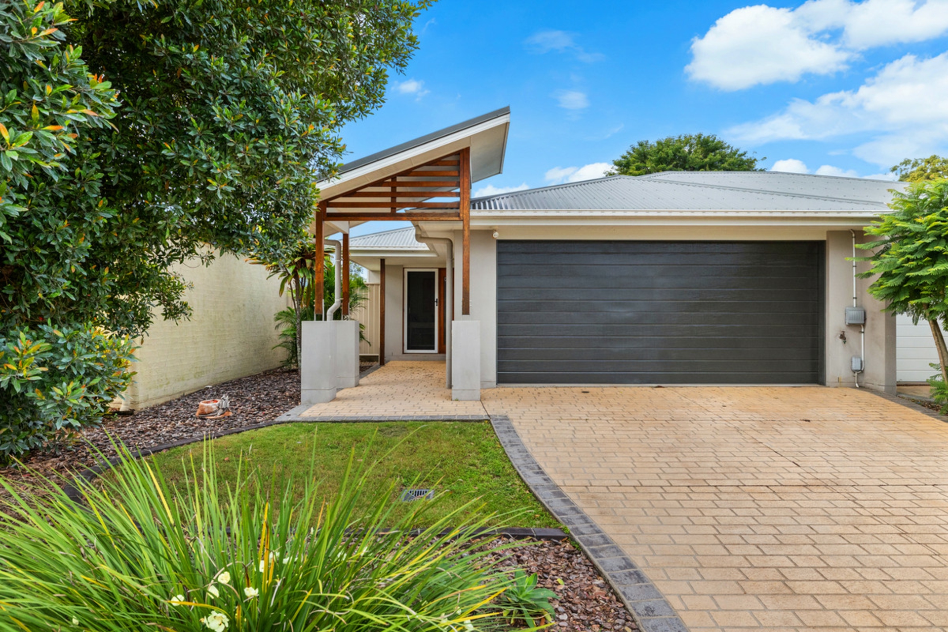 1/37 Haig Road — photo from LJ Hooker Property Centre