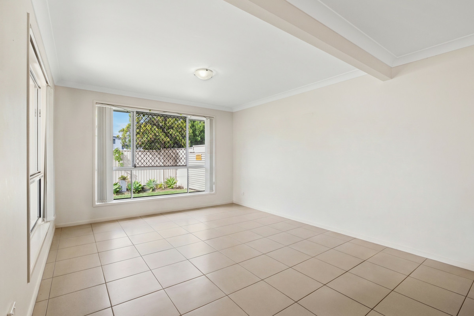 1/37 Haig Road — photo 5 of 16