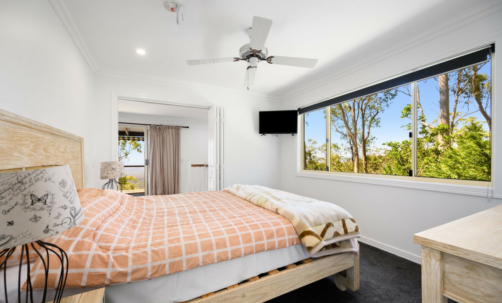 1718 Tamborine-Oxenford Road — photo 17 of 30