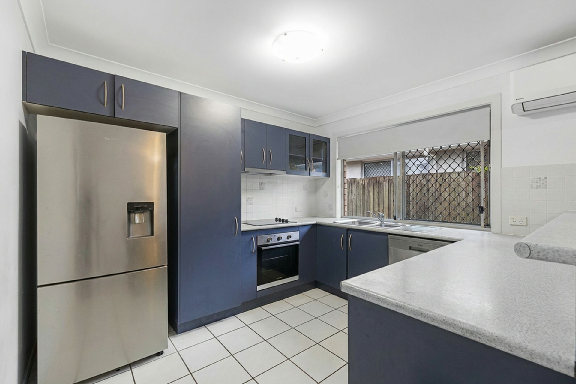 11 Merle Court — photo 2 of 16