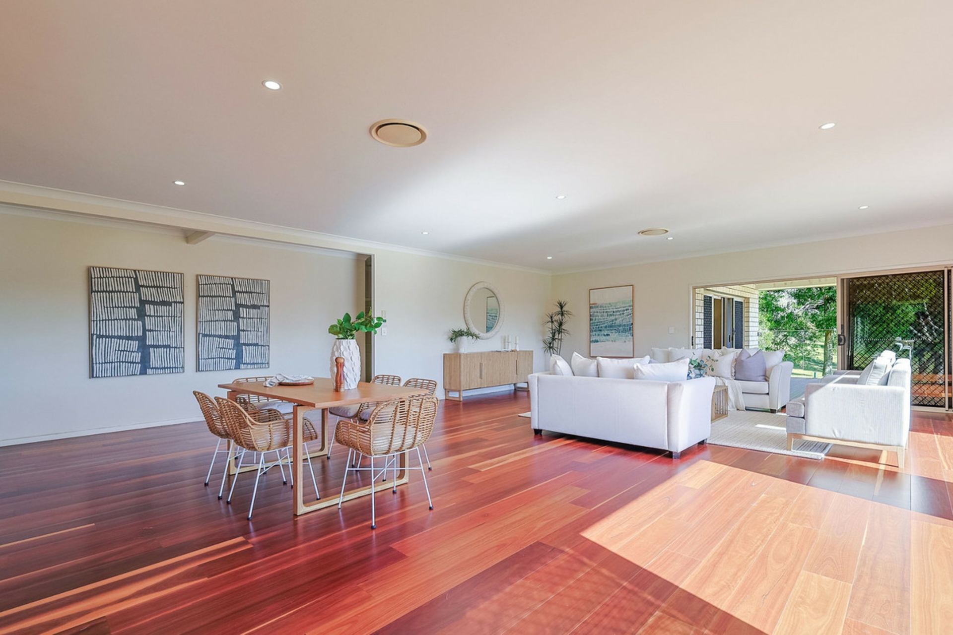 2708 Springbrook Road — photo from LJ Hooker Property Centre
