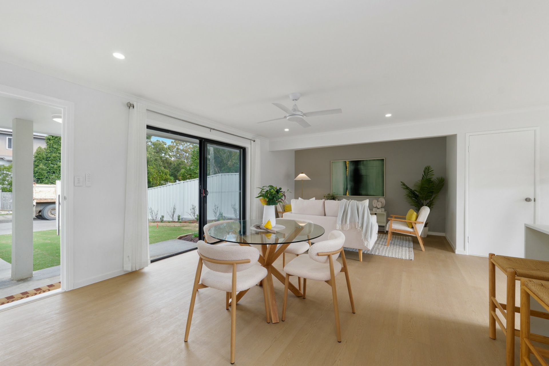 38 Surman Street East — photo 12 of 28