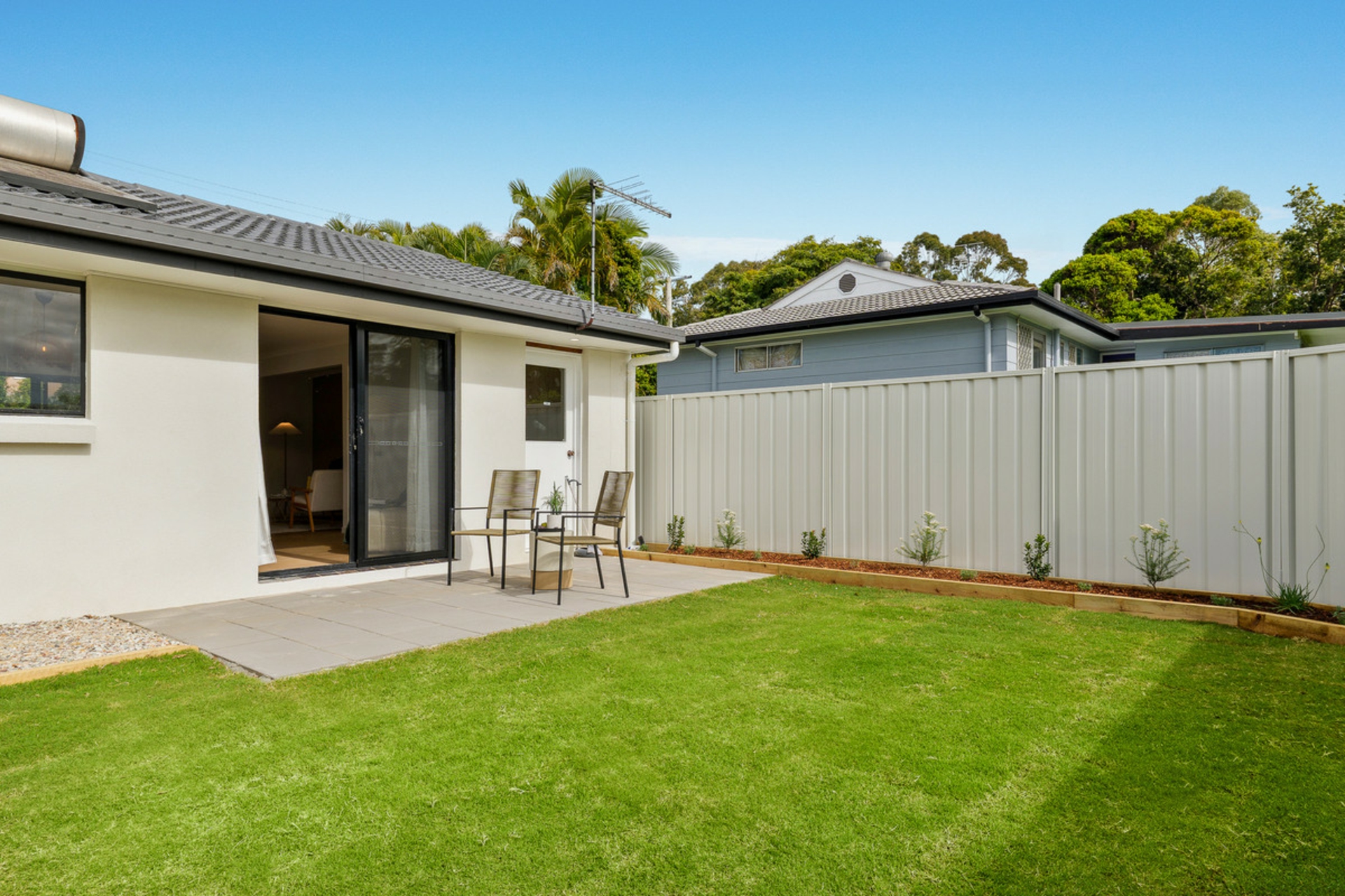 38 Surman Street East — photo 25 of 28