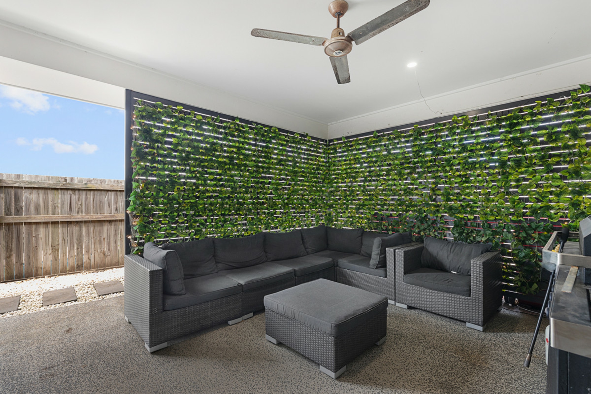 15 Godfrey Street — photo 11 of 14