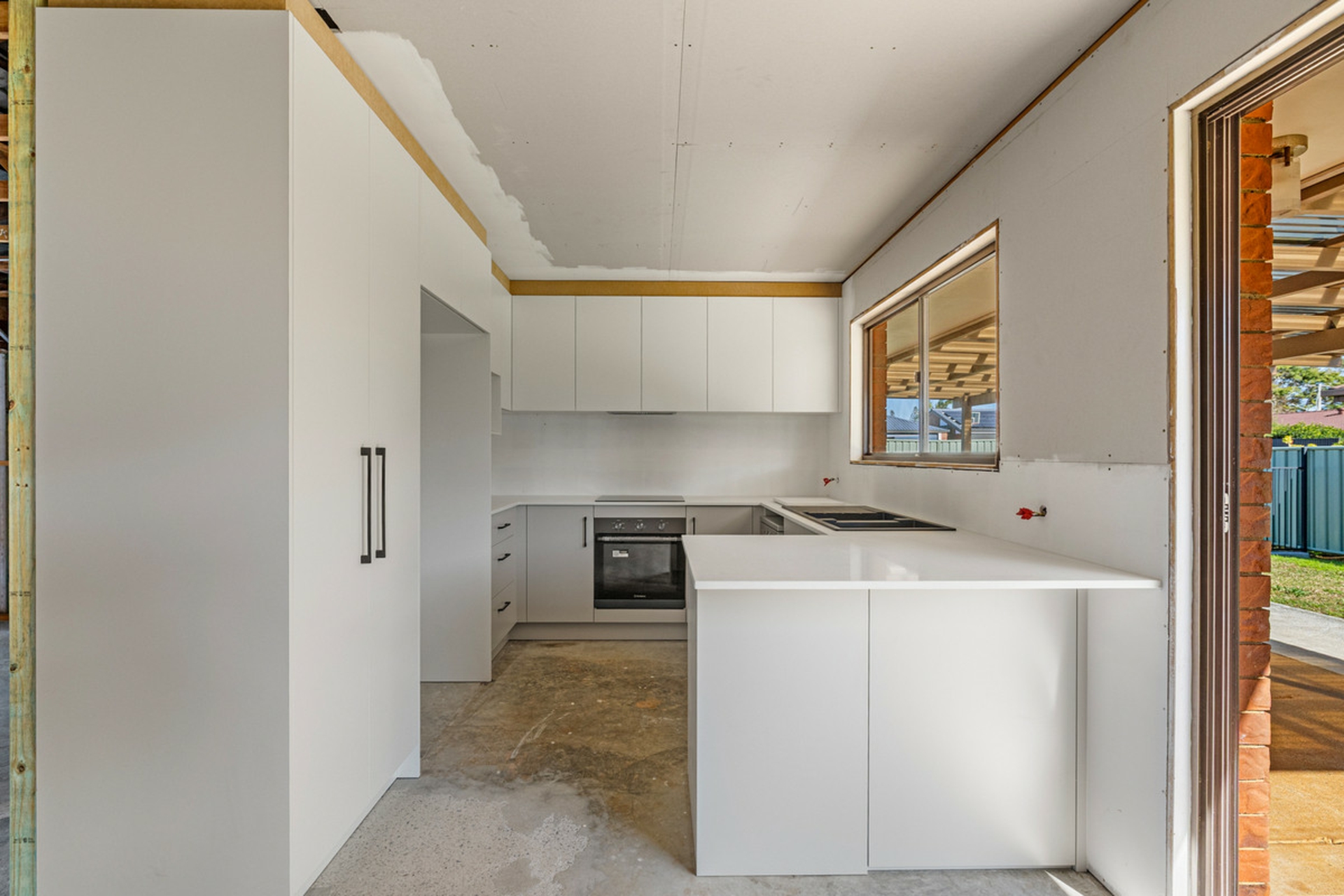 5 Sutton Street — photo 7 of 22