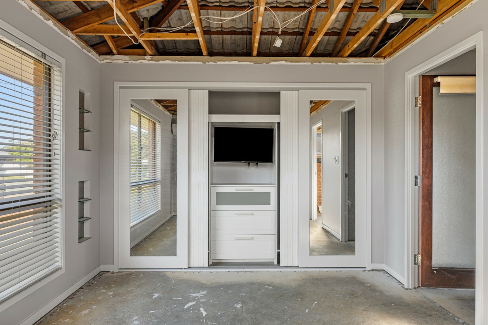 5 Sutton Street — photo 11 of 22