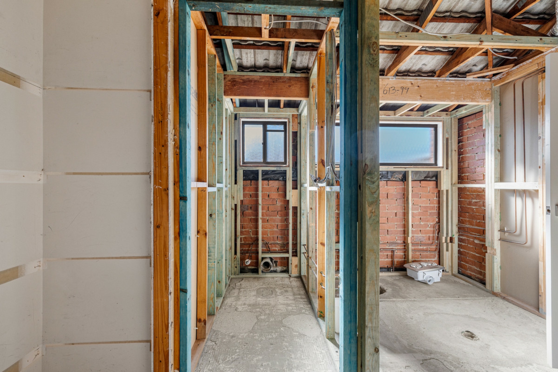 5 Sutton Street — photo 19 of 22