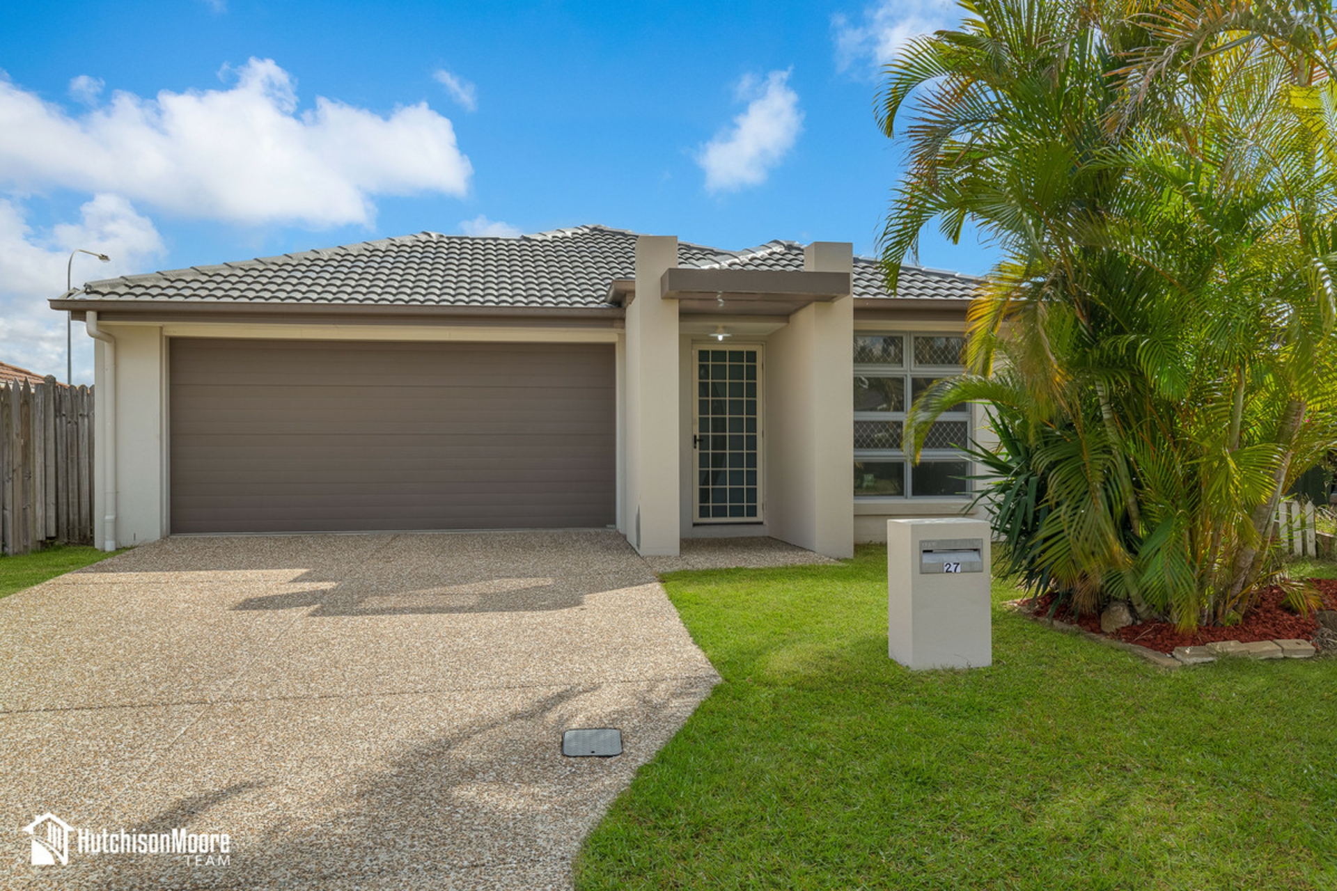 27 Ballow Crescent — photo from LJ Hooker Property Centre