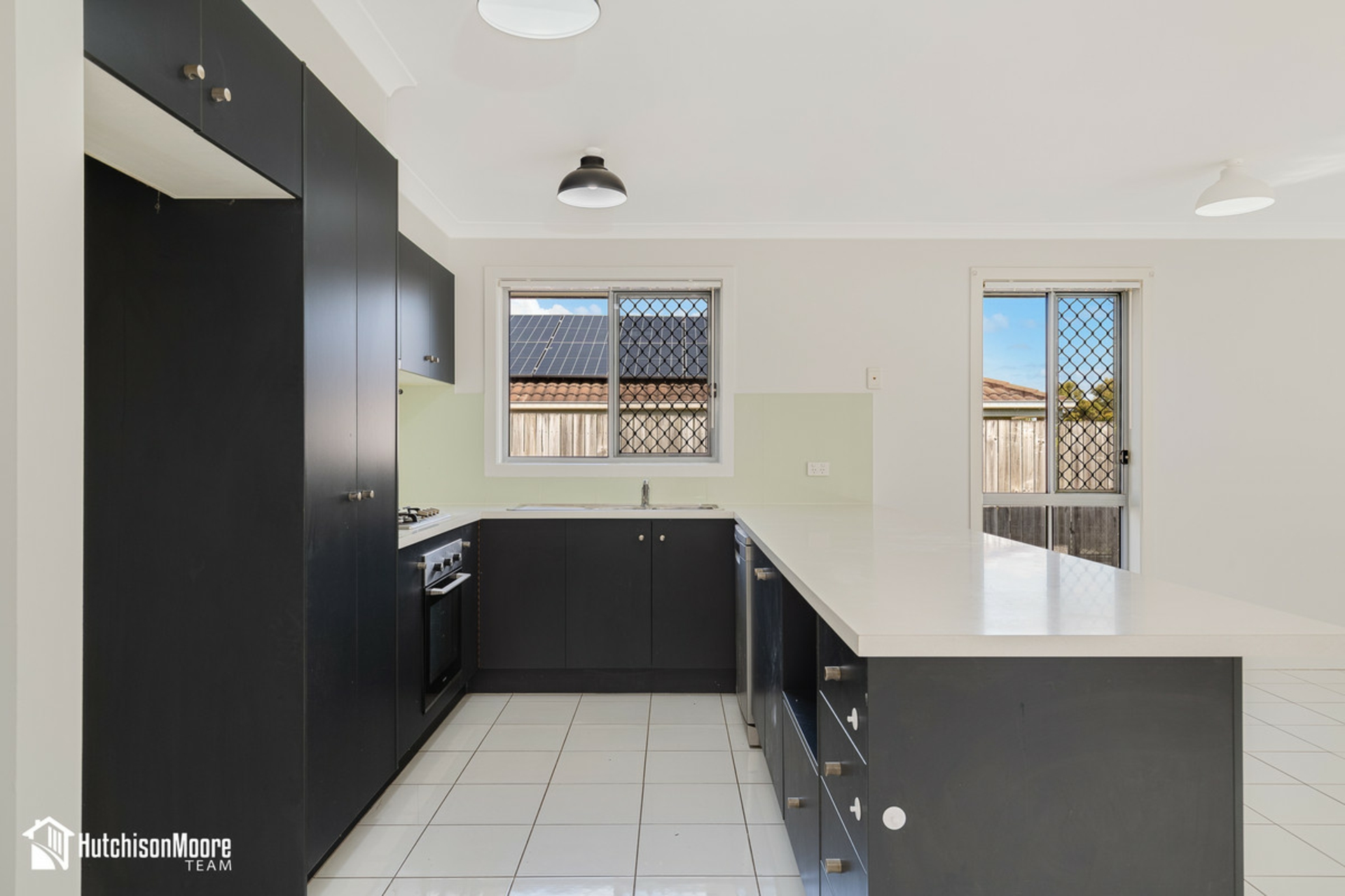27 Ballow Crescent — photo 3 of 20