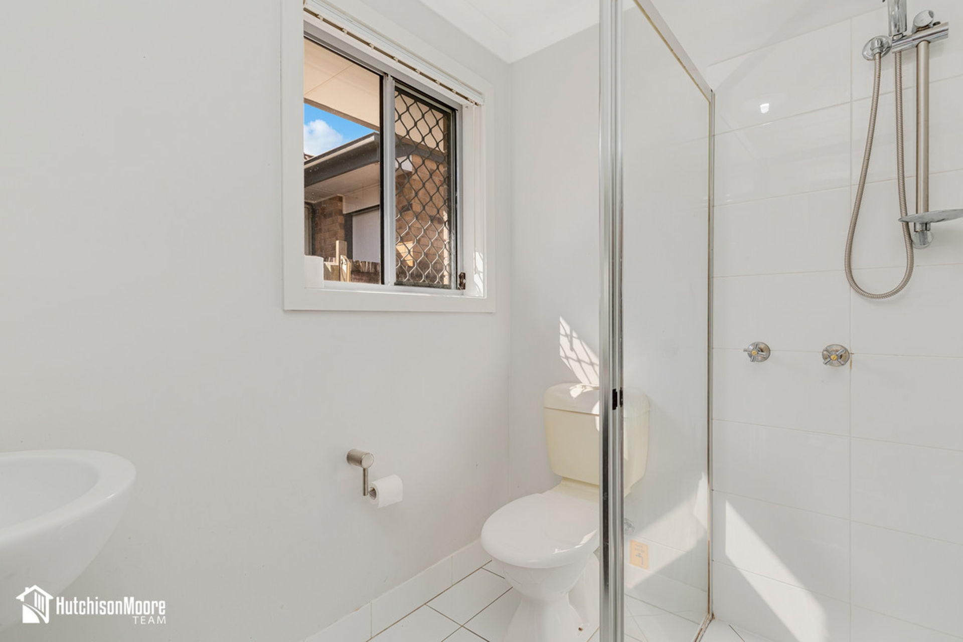 27 Ballow Crescent — photo 12 of 20
