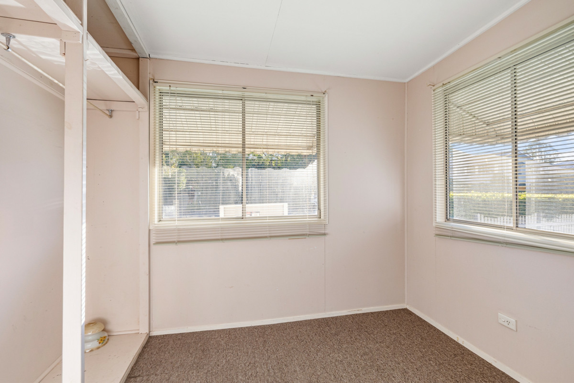 42 Stafford Street — photo 10 of 20