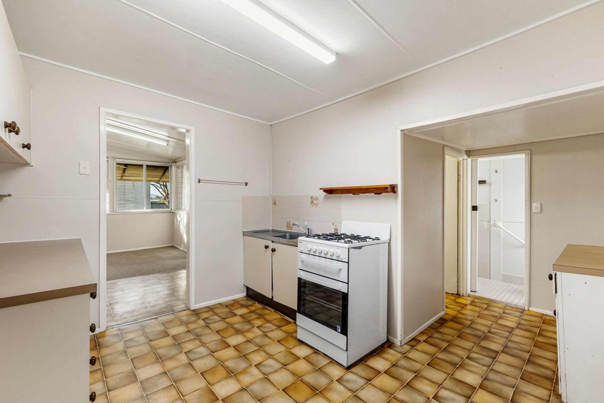 42 Stafford Street — photo 11 of 20