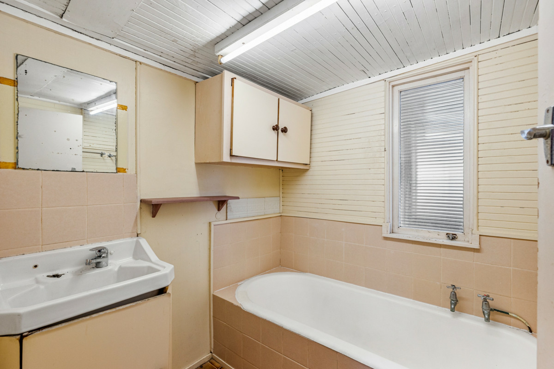 42 Stafford Street — photo 13 of 20