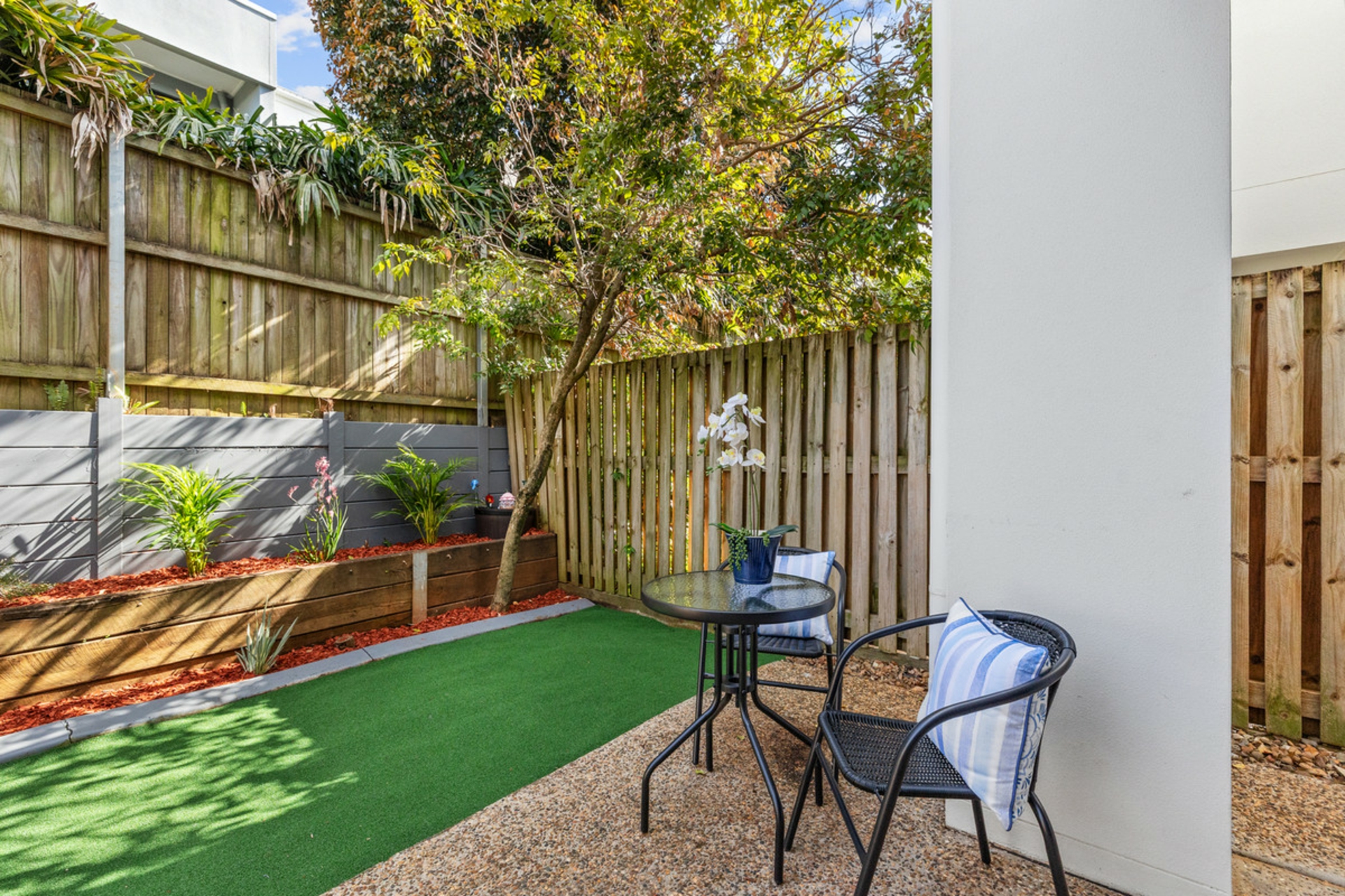 35/57 Charles Canty Drive — photo 18 of 27