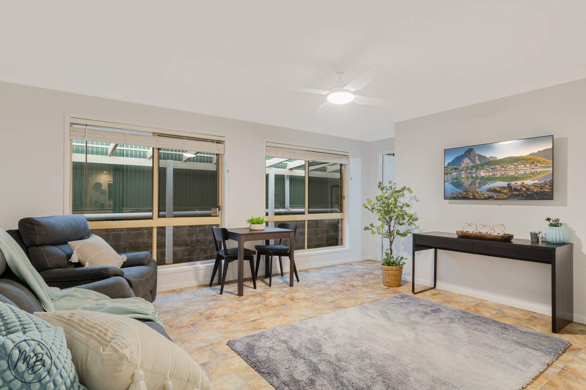 19 Champagne Crescent — photo 13 of 30
