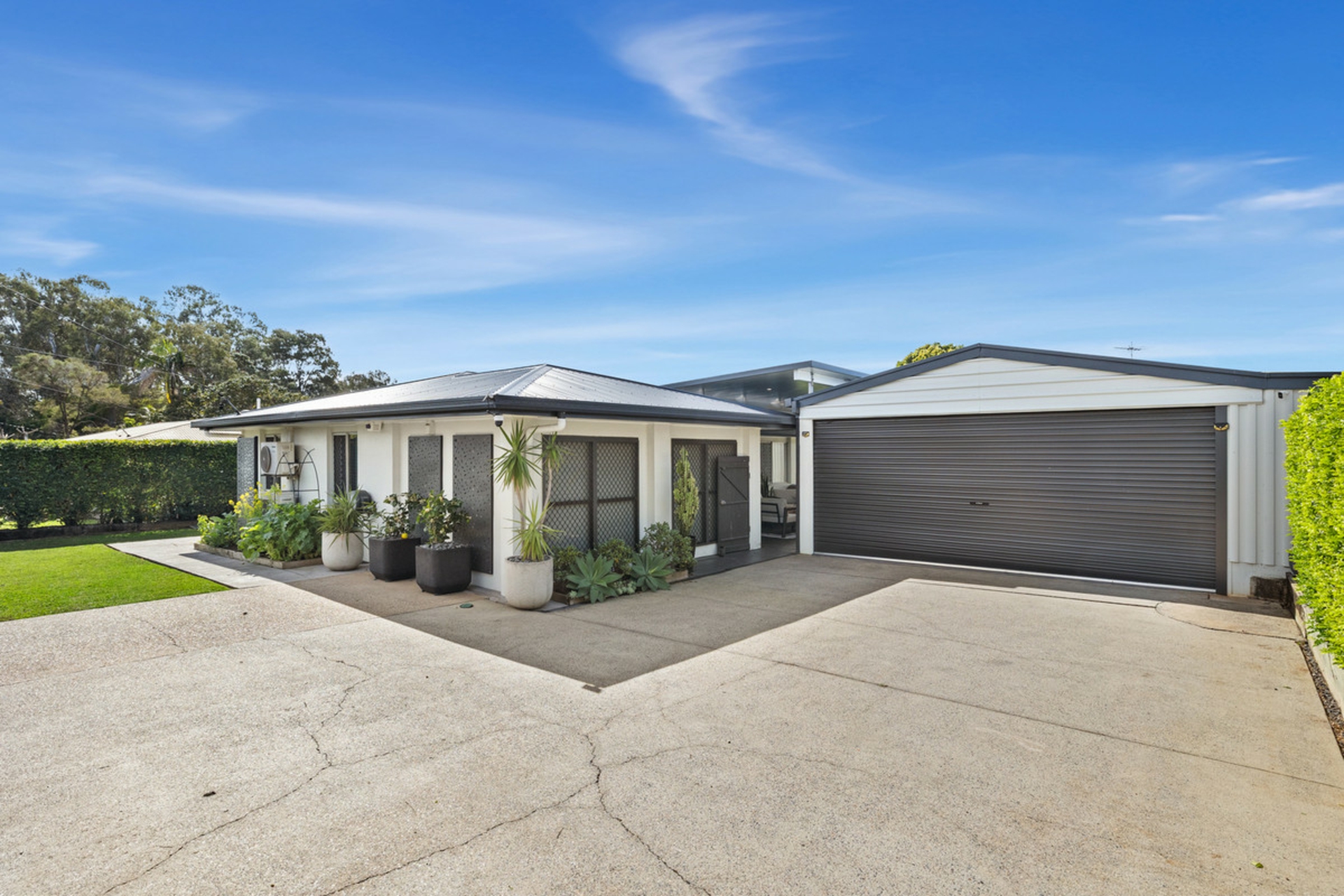 210 Bloomfield Street — photo from LJ Hooker Property Centre