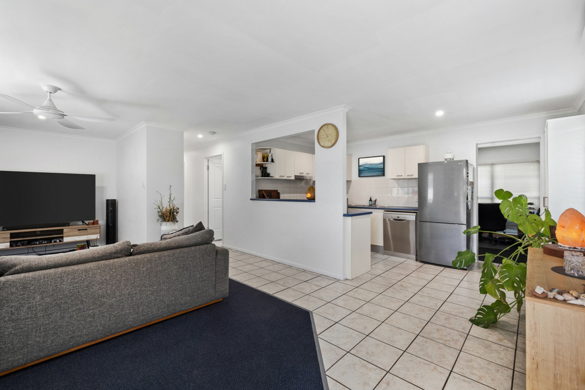 210 Bloomfield Street — photo 8 of 23