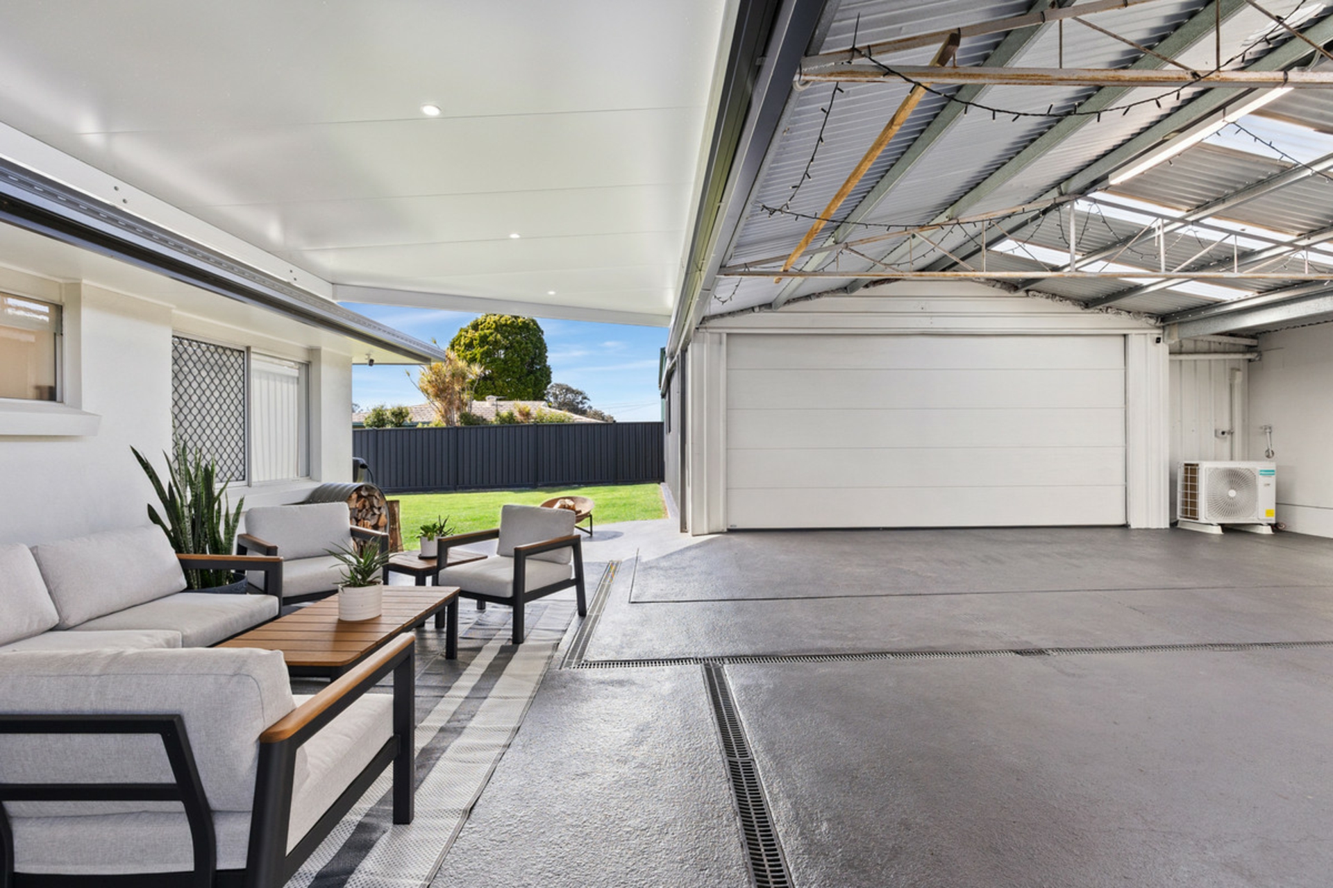 210 Bloomfield Street — photo 17 of 23
