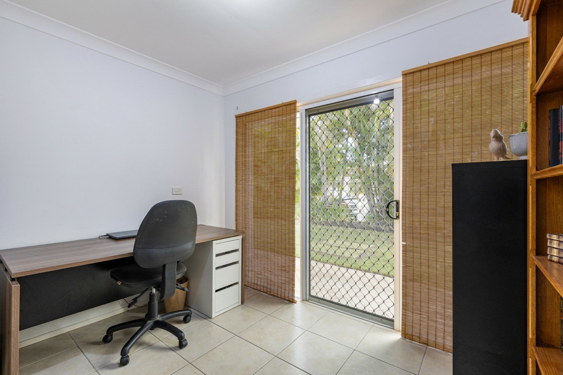 37 Grandis Crescent — photo 18 of 26