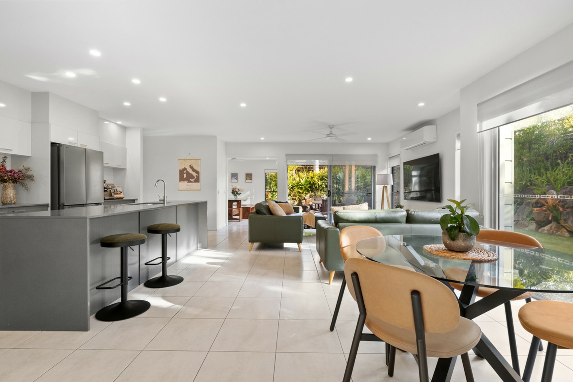 1 Brigalow Place — photo 5 of 29