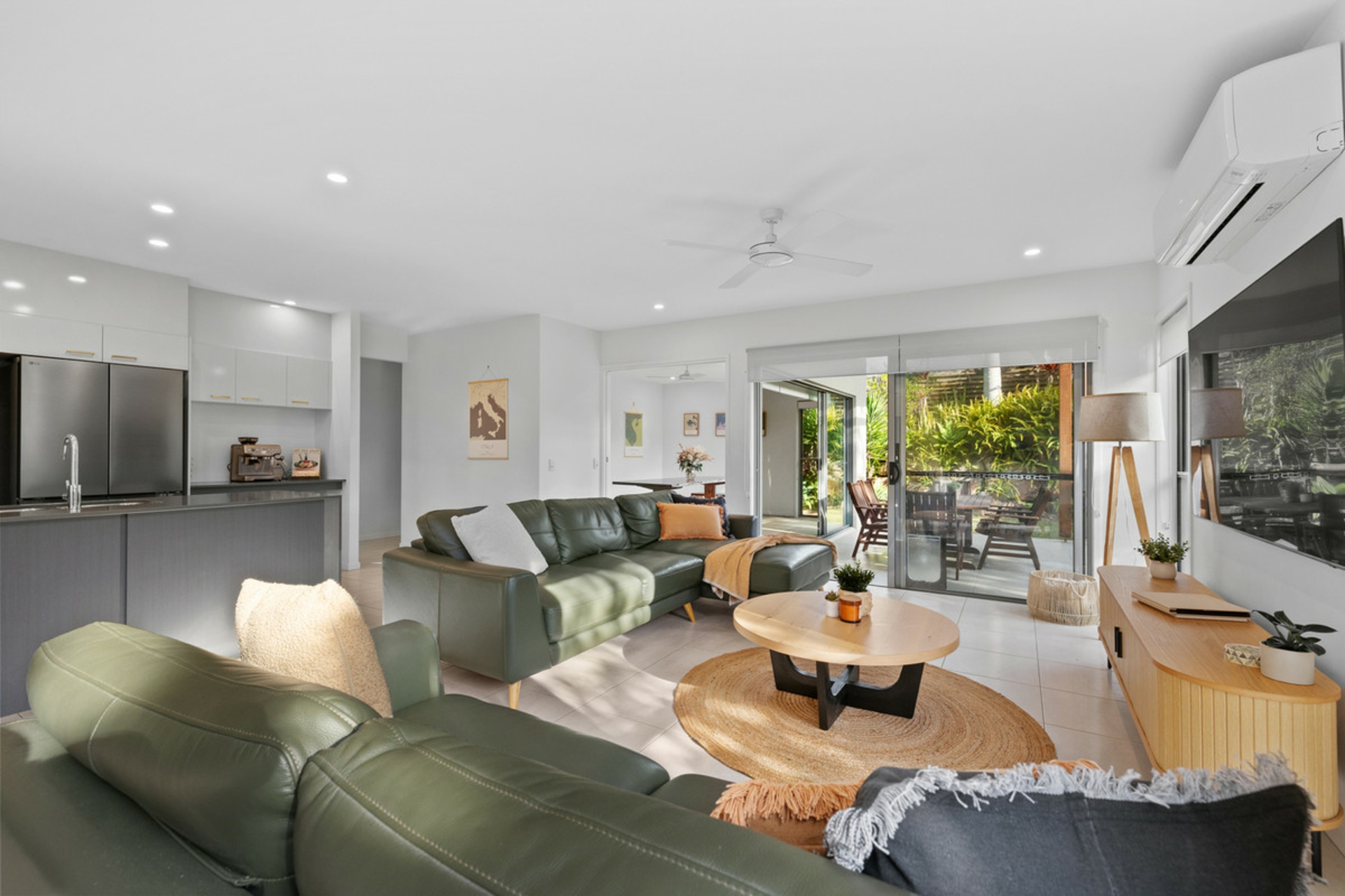 1 Brigalow Place — photo 11 of 29